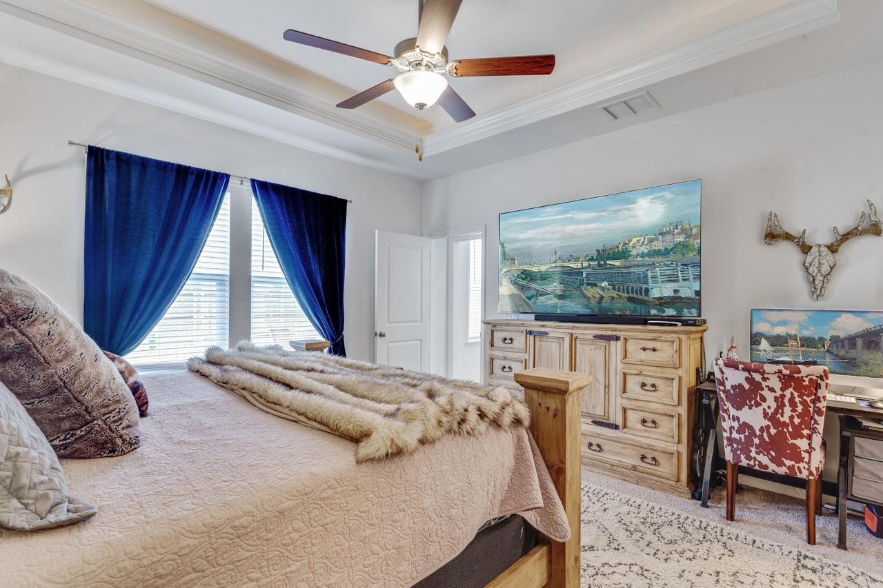 8741 Glenoak Trail