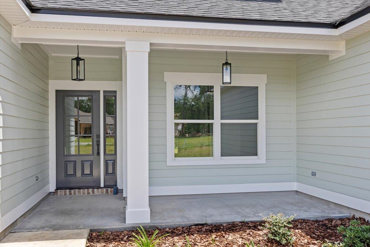 129 S White Oak Drive