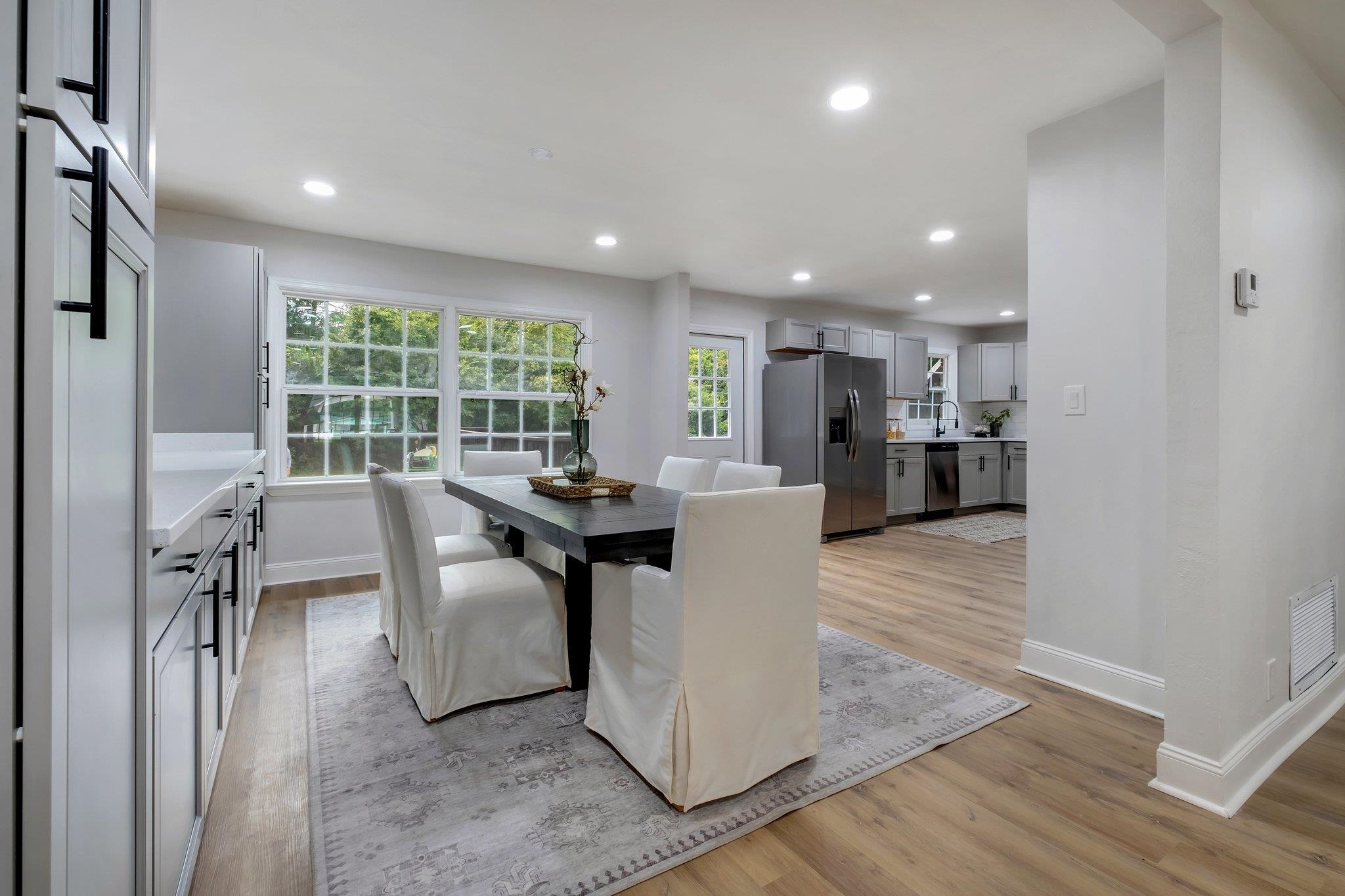 2601 Killarney Way