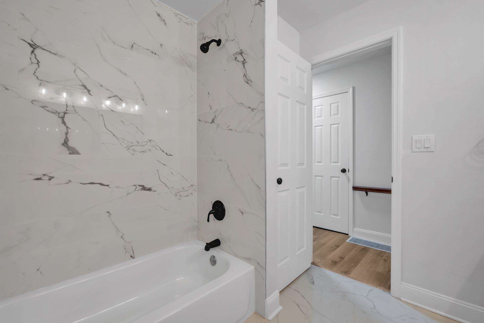 2601 Killarney Way