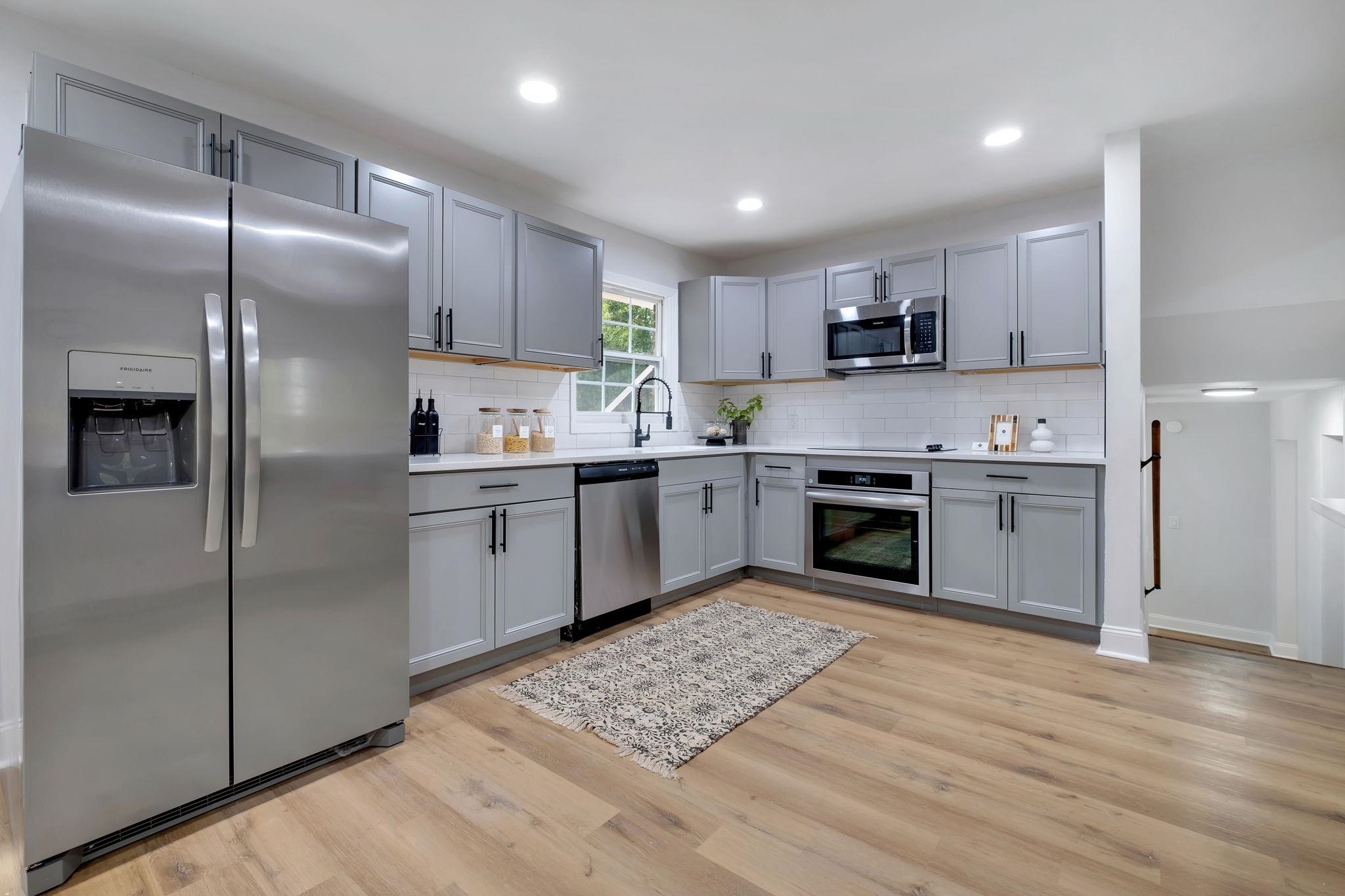 2601 Killarney Way