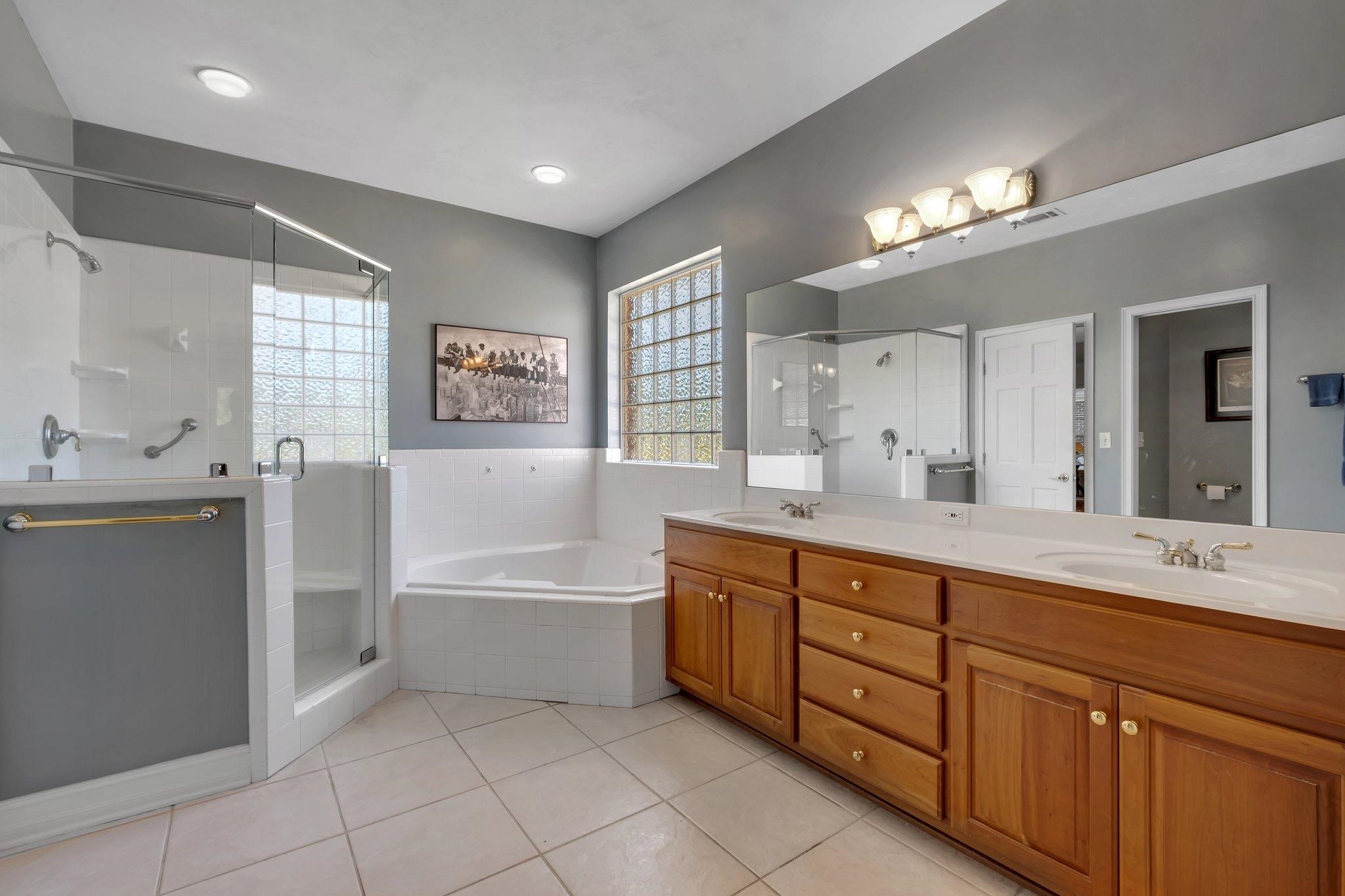 3006 Sawgrass Circle