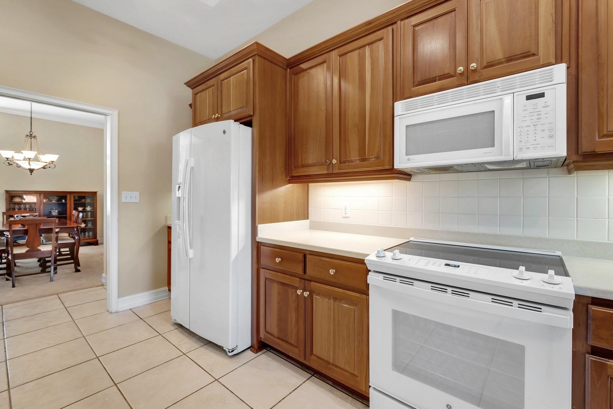 3006 Sawgrass Circle