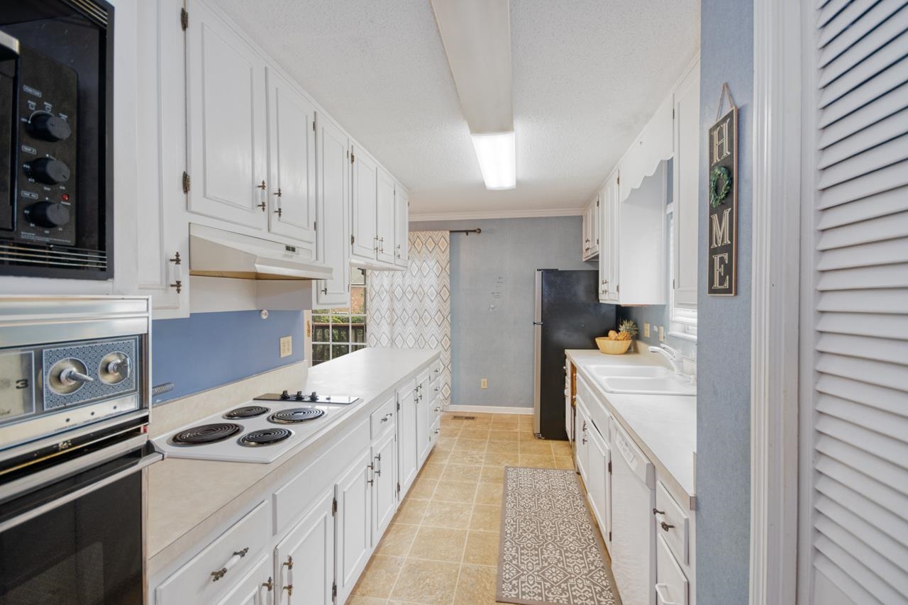 3838 Longford Drive