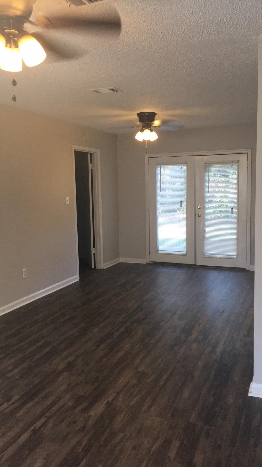 2321 Southampton Drive