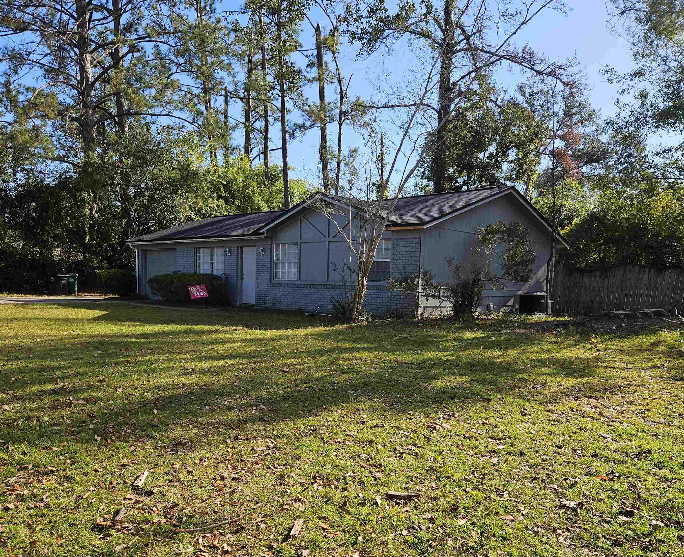 2321 Southampton Drive