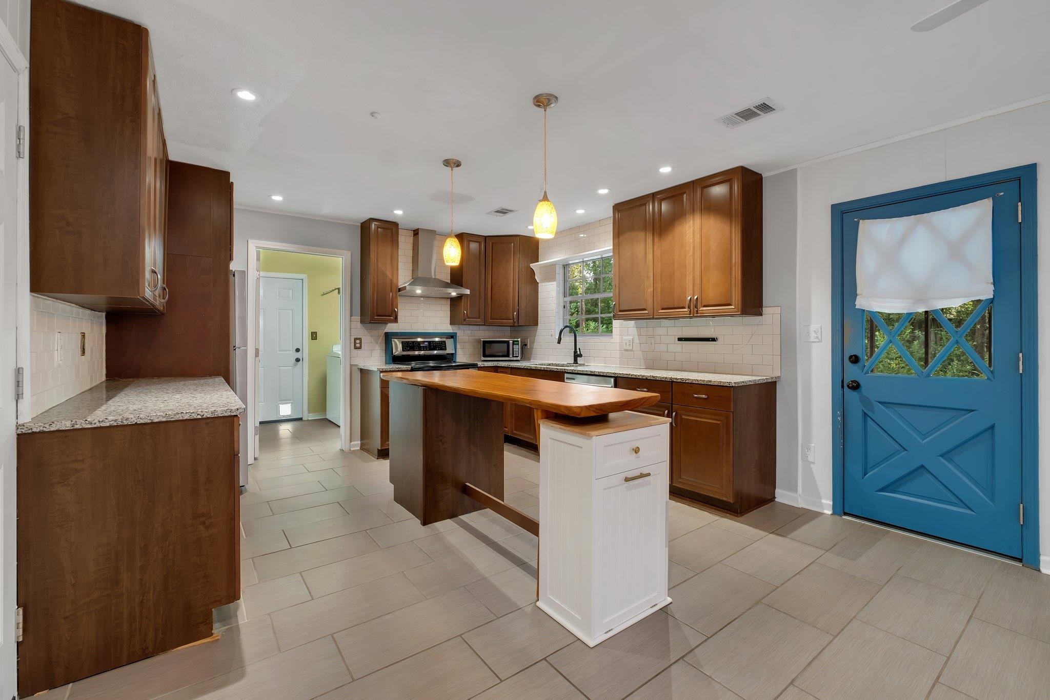 1103 Bonnie Drive