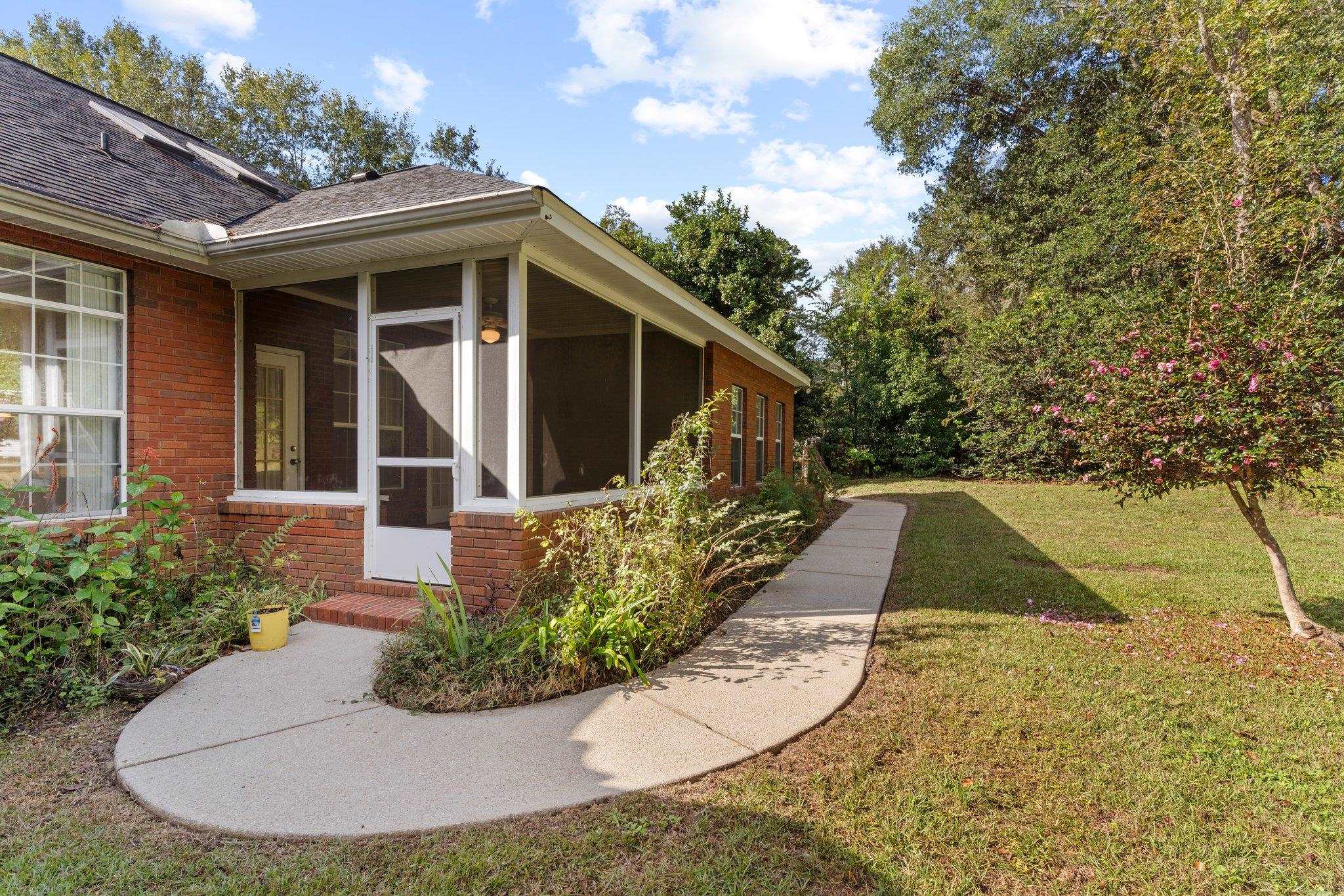 2916 Quail Rise Court