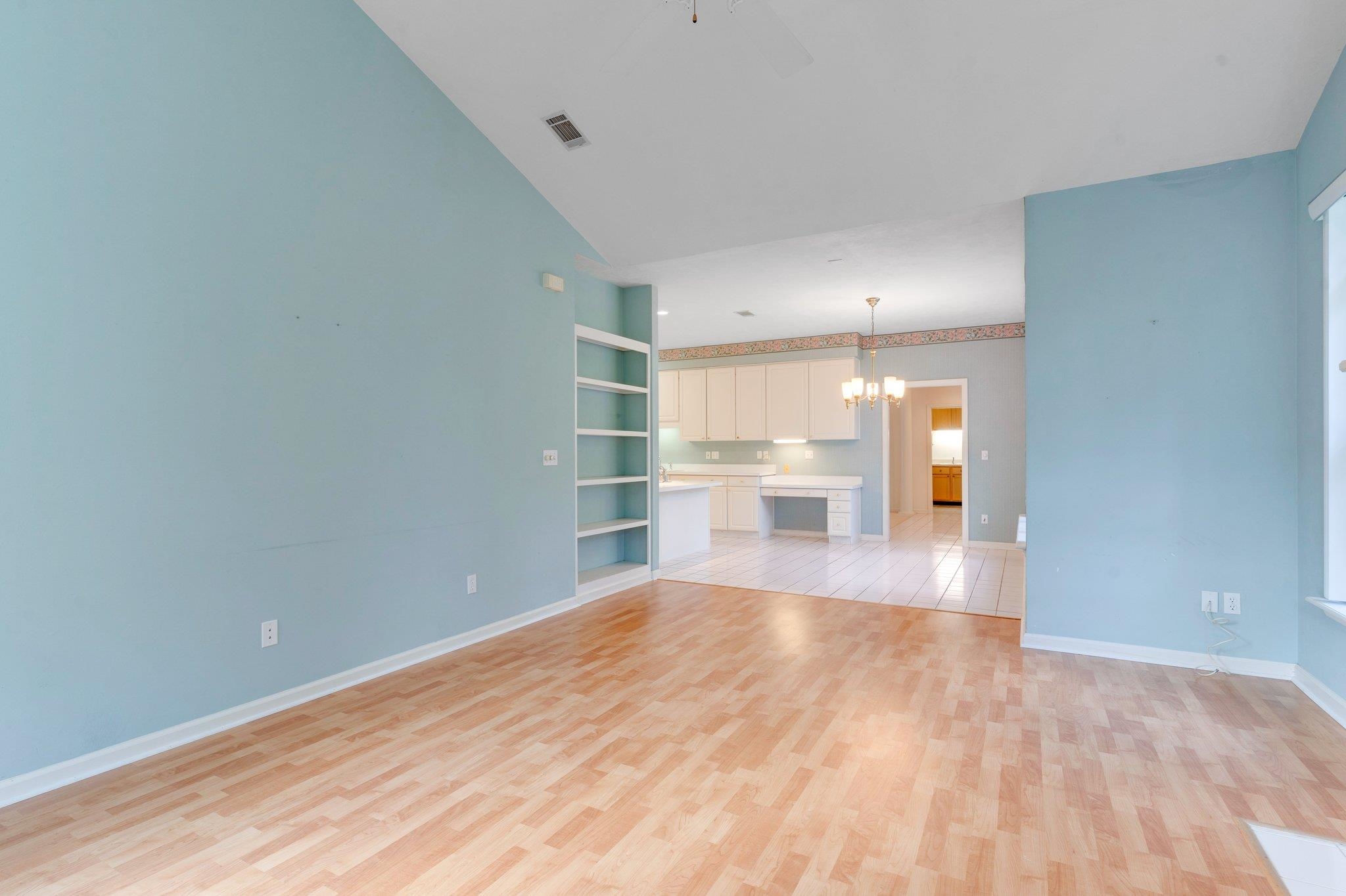 2916 Quail Rise Court
