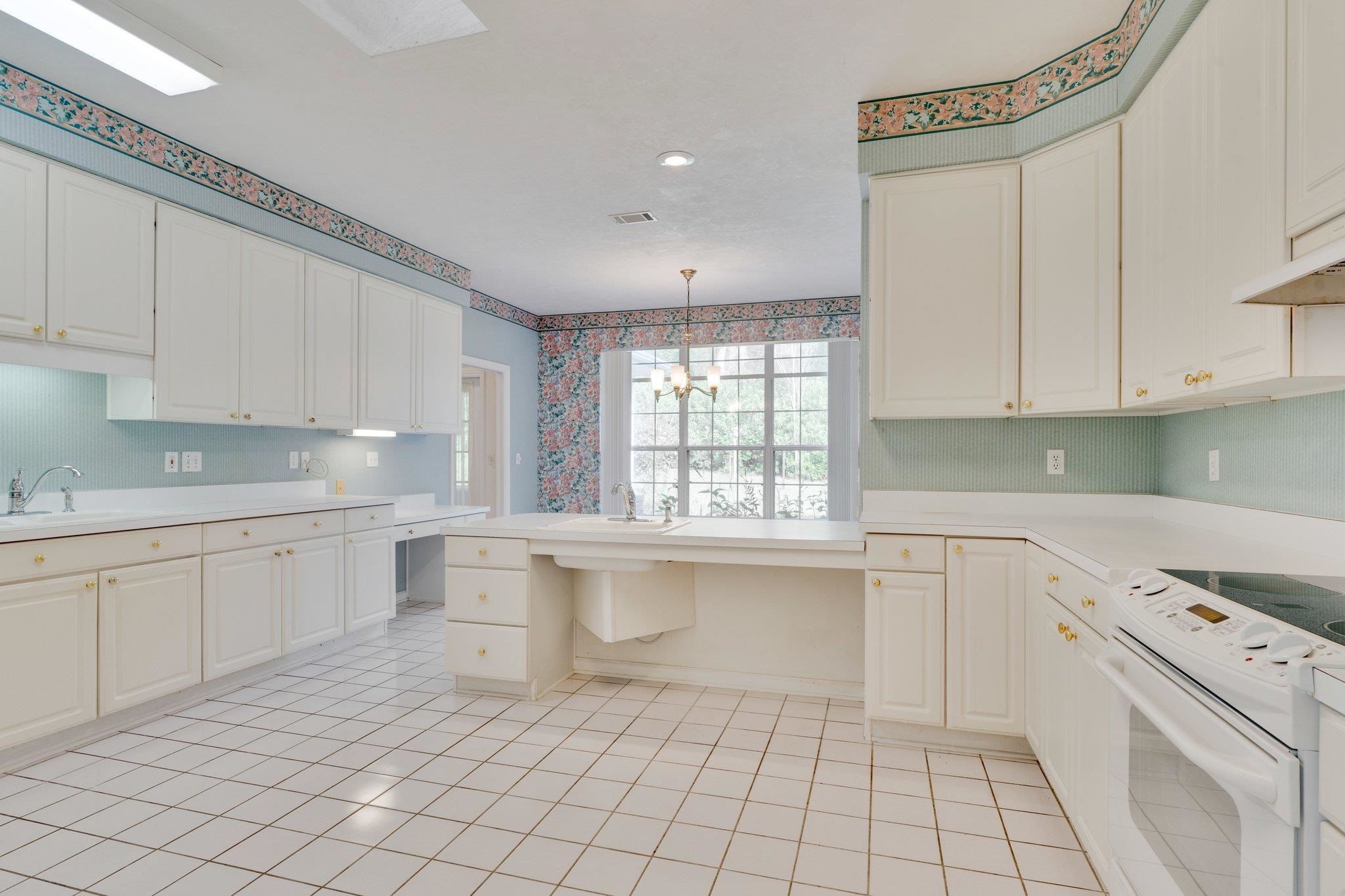 2916 Quail Rise Court