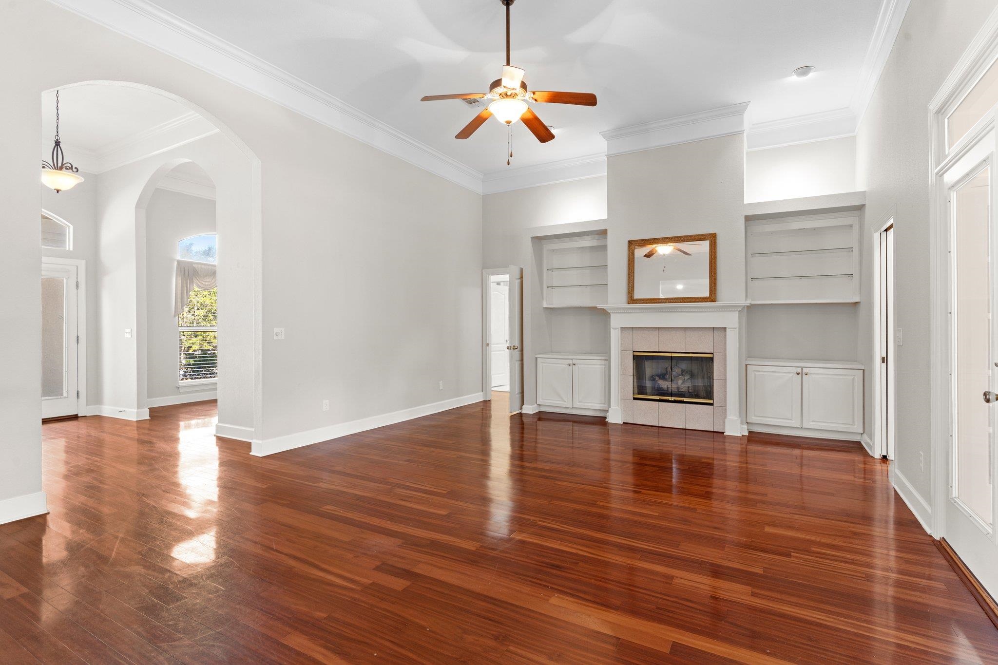 554 Meadow Ridge Drive