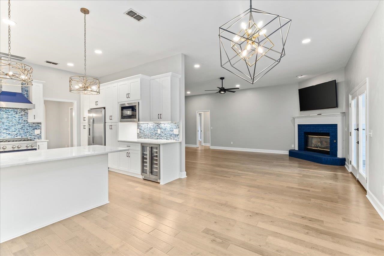 6541 Spicewood Lane