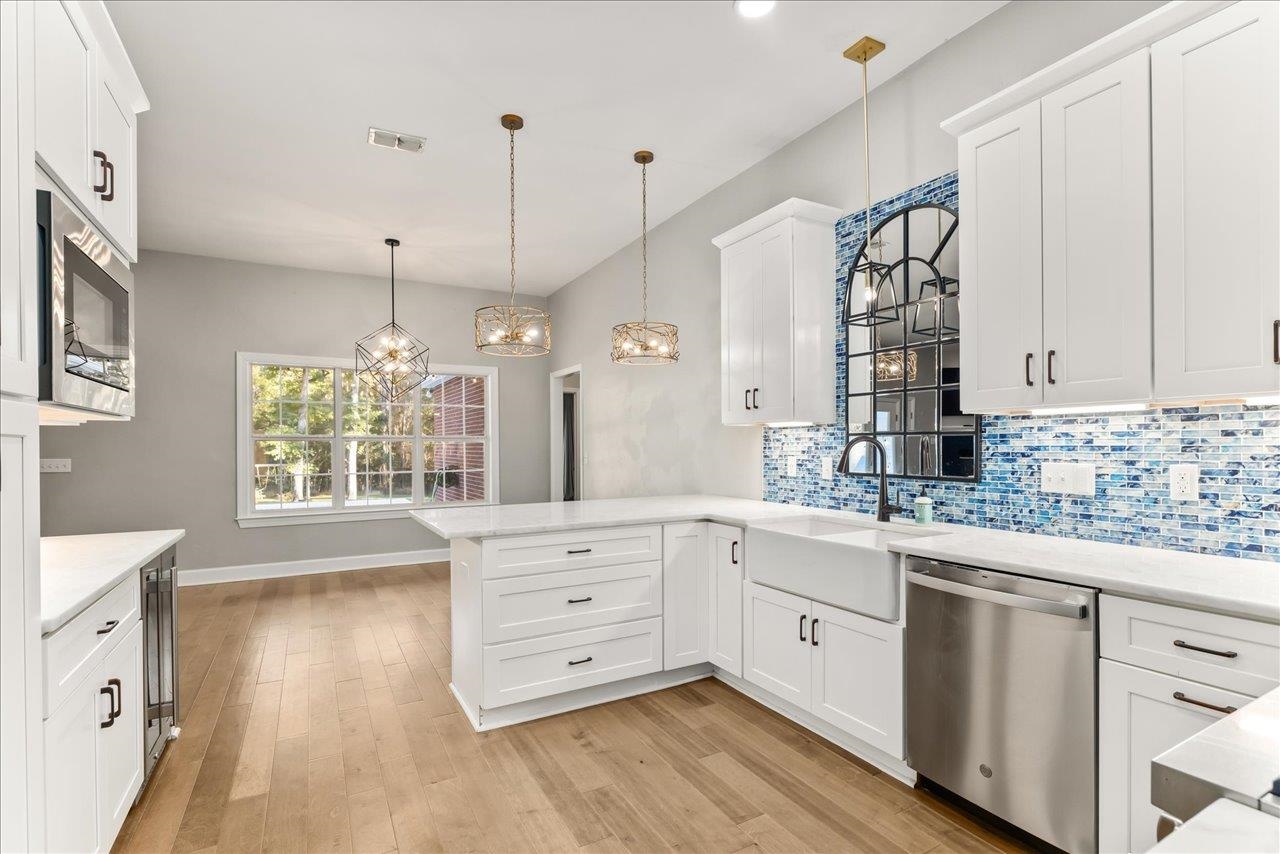 6541 Spicewood Lane