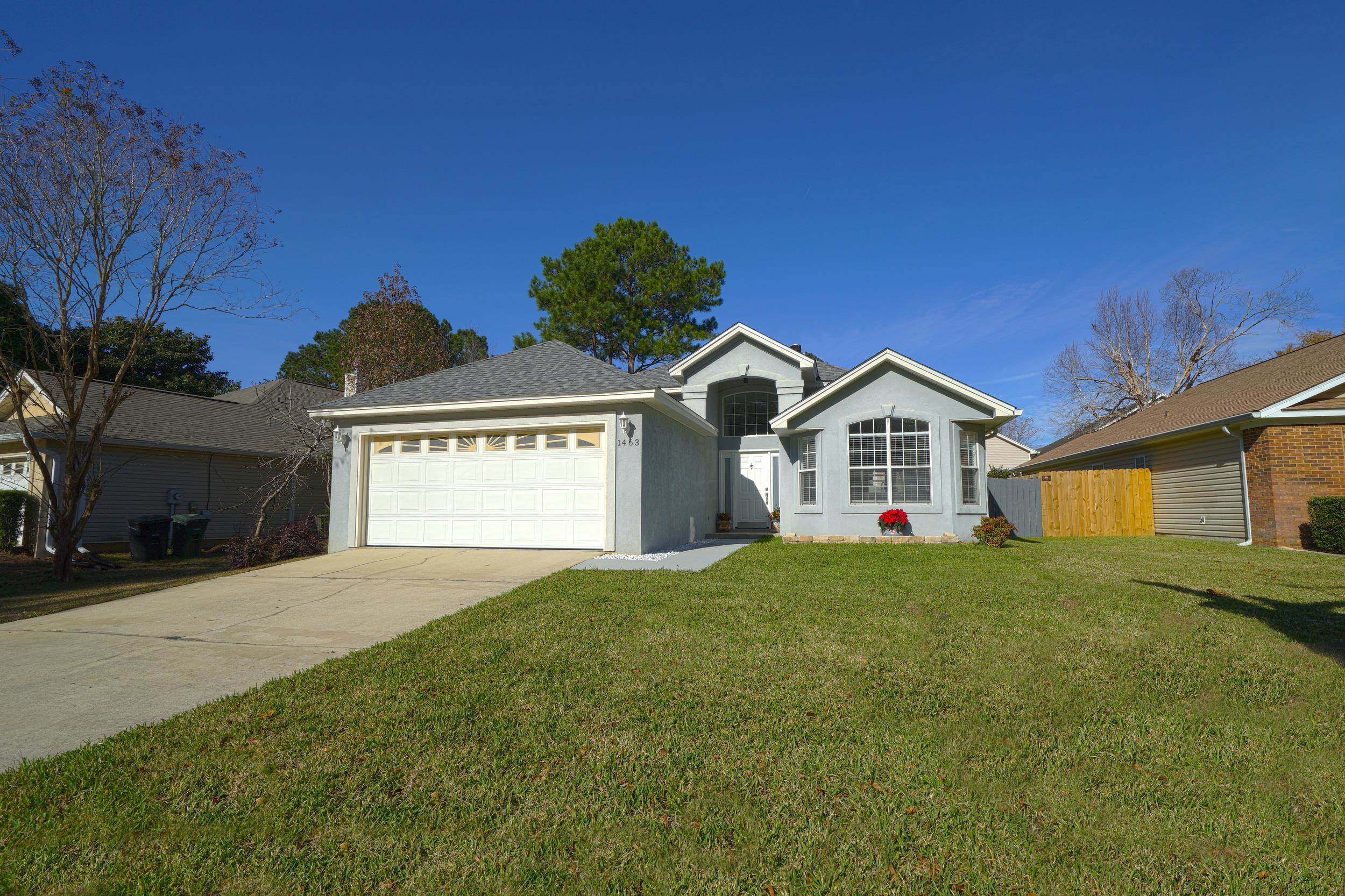 1463 Applewood Way