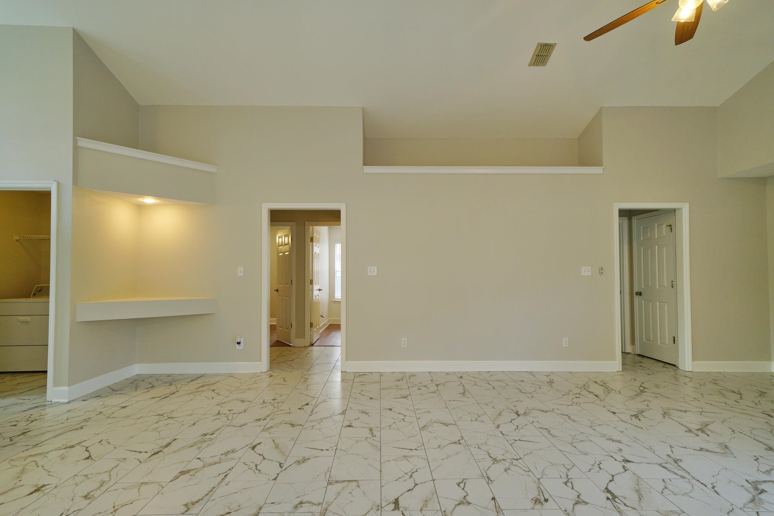 1463 Applewood Way