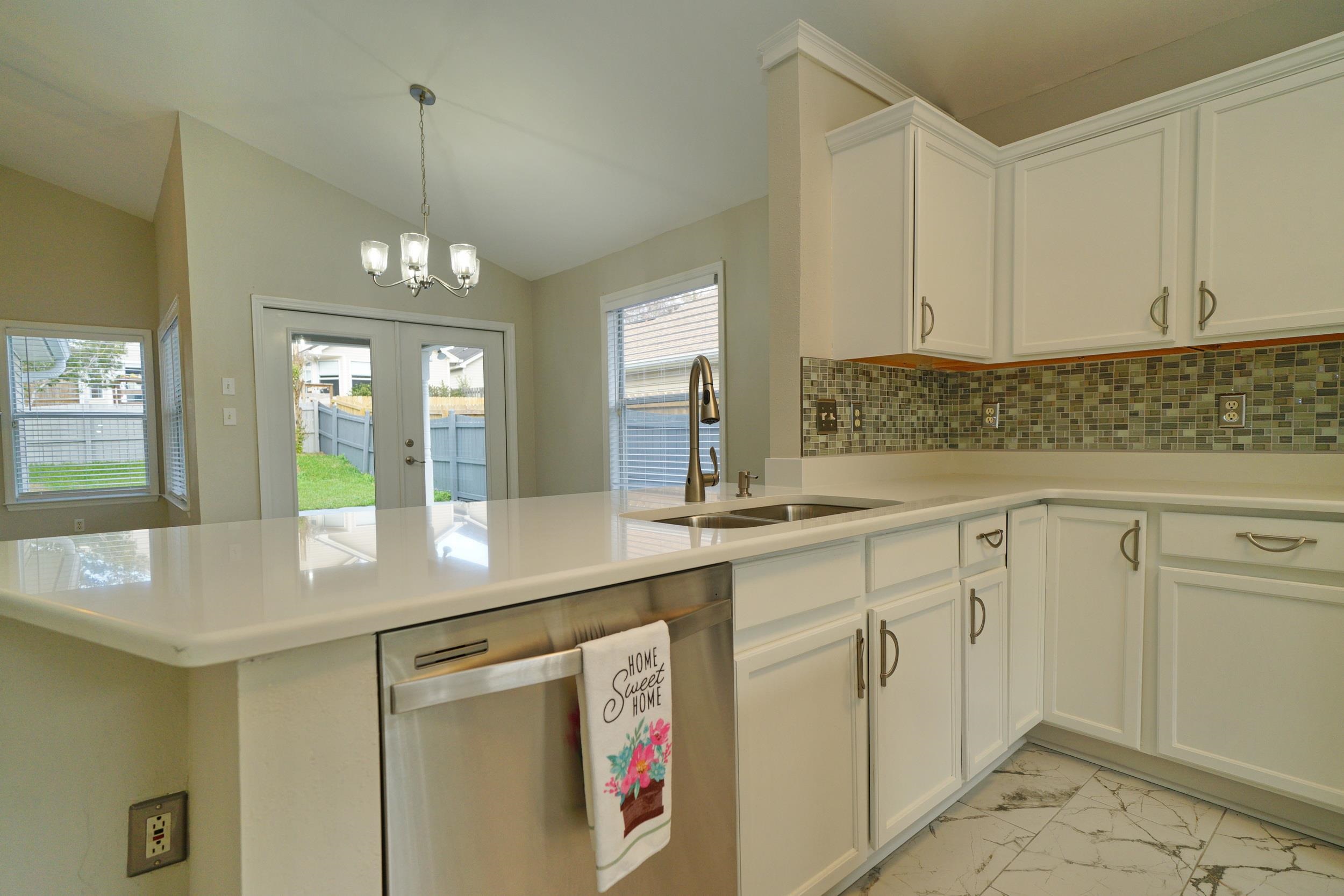 1463 Applewood Way