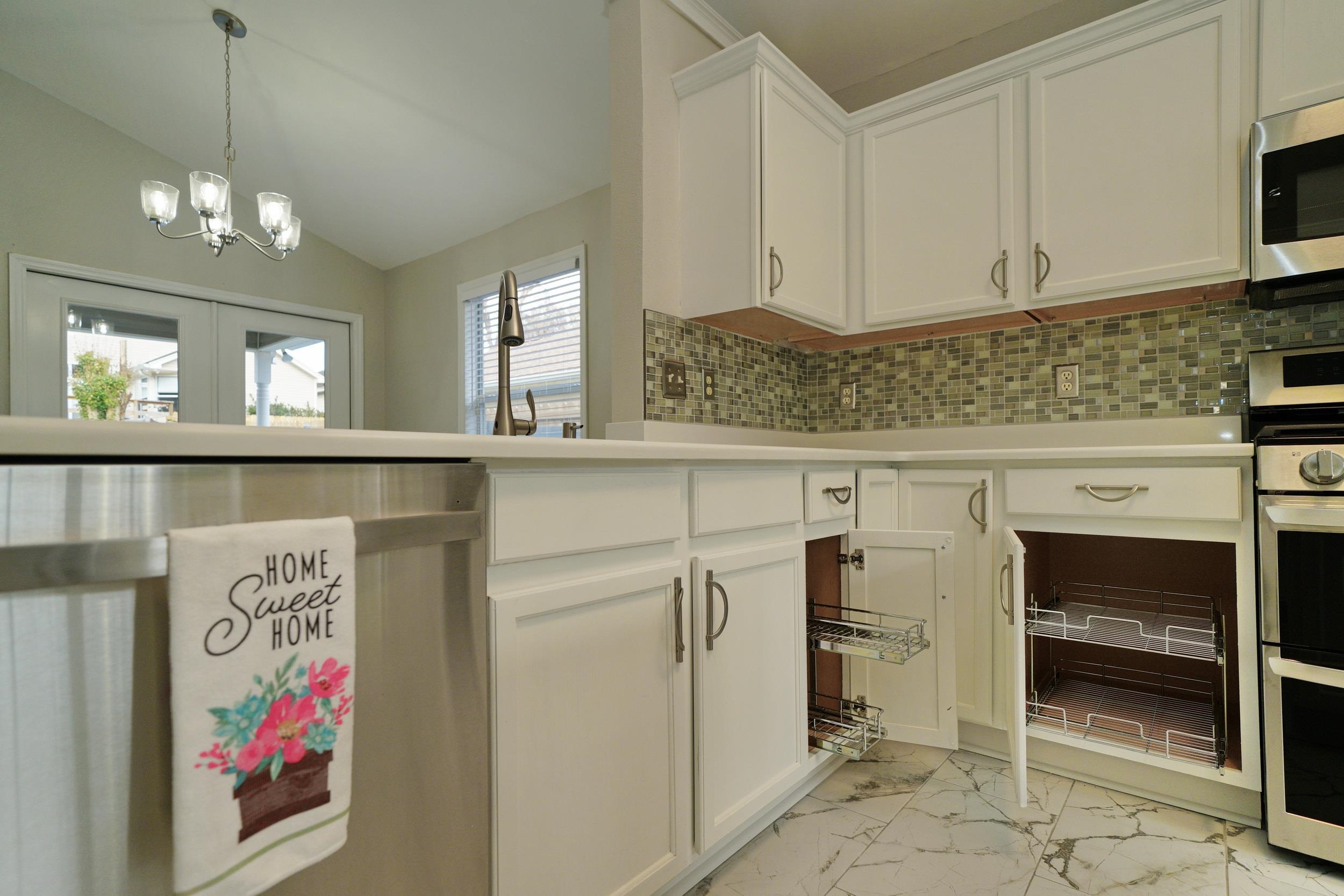 1463 Applewood Way