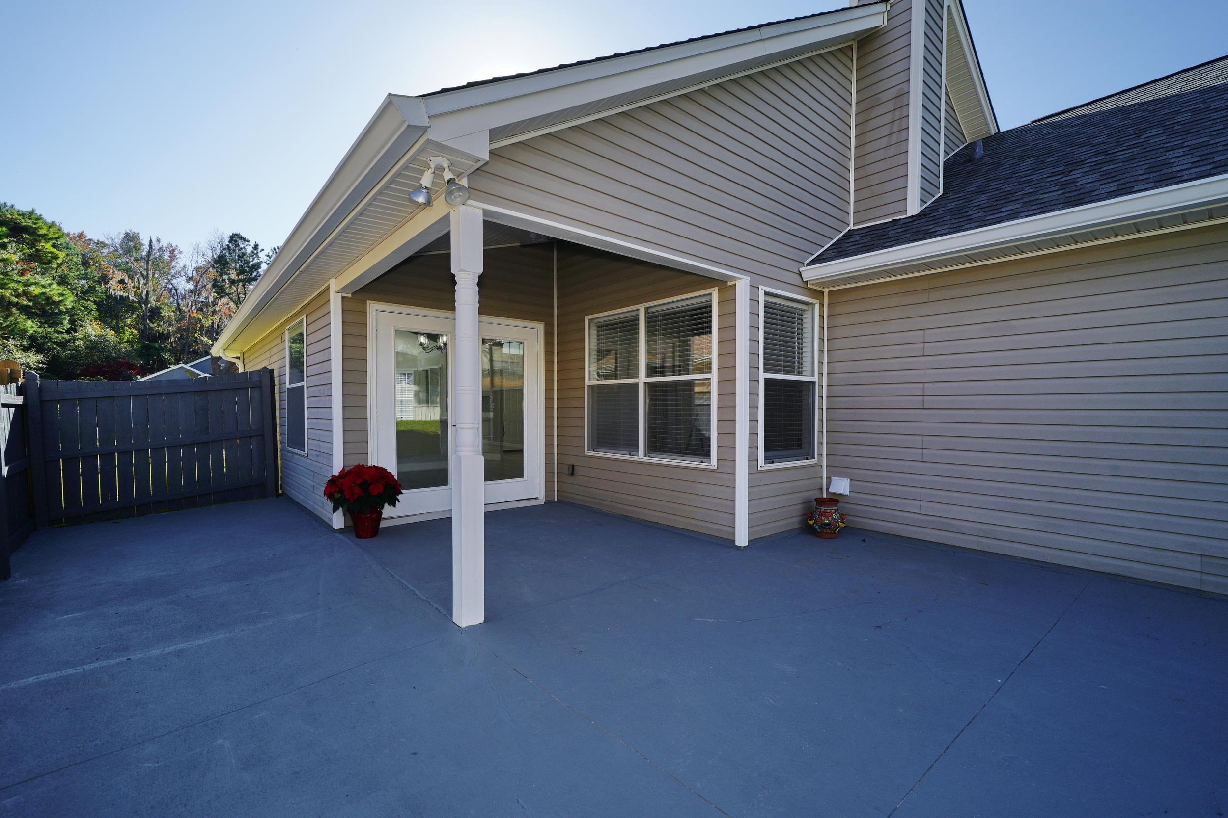 1463 Applewood Way