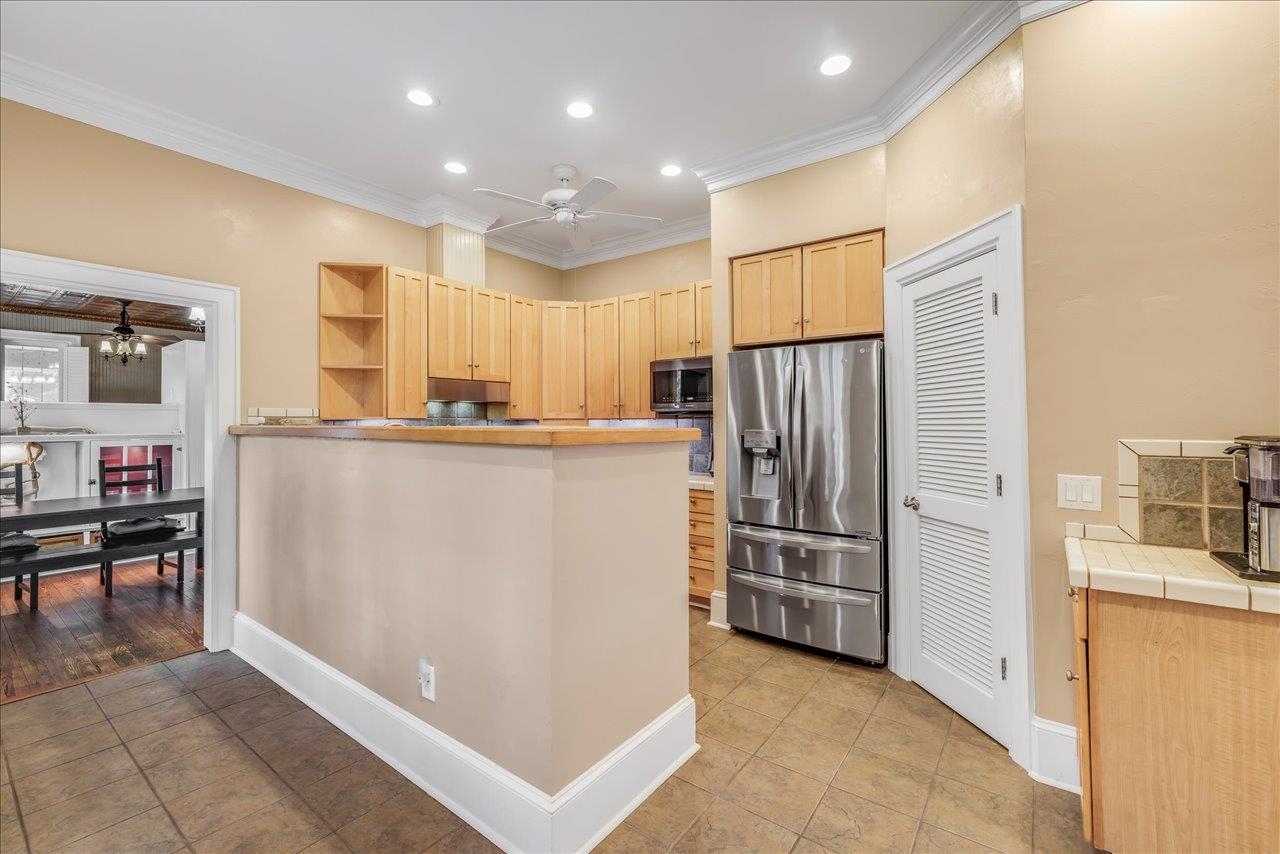 325 N 14th Street