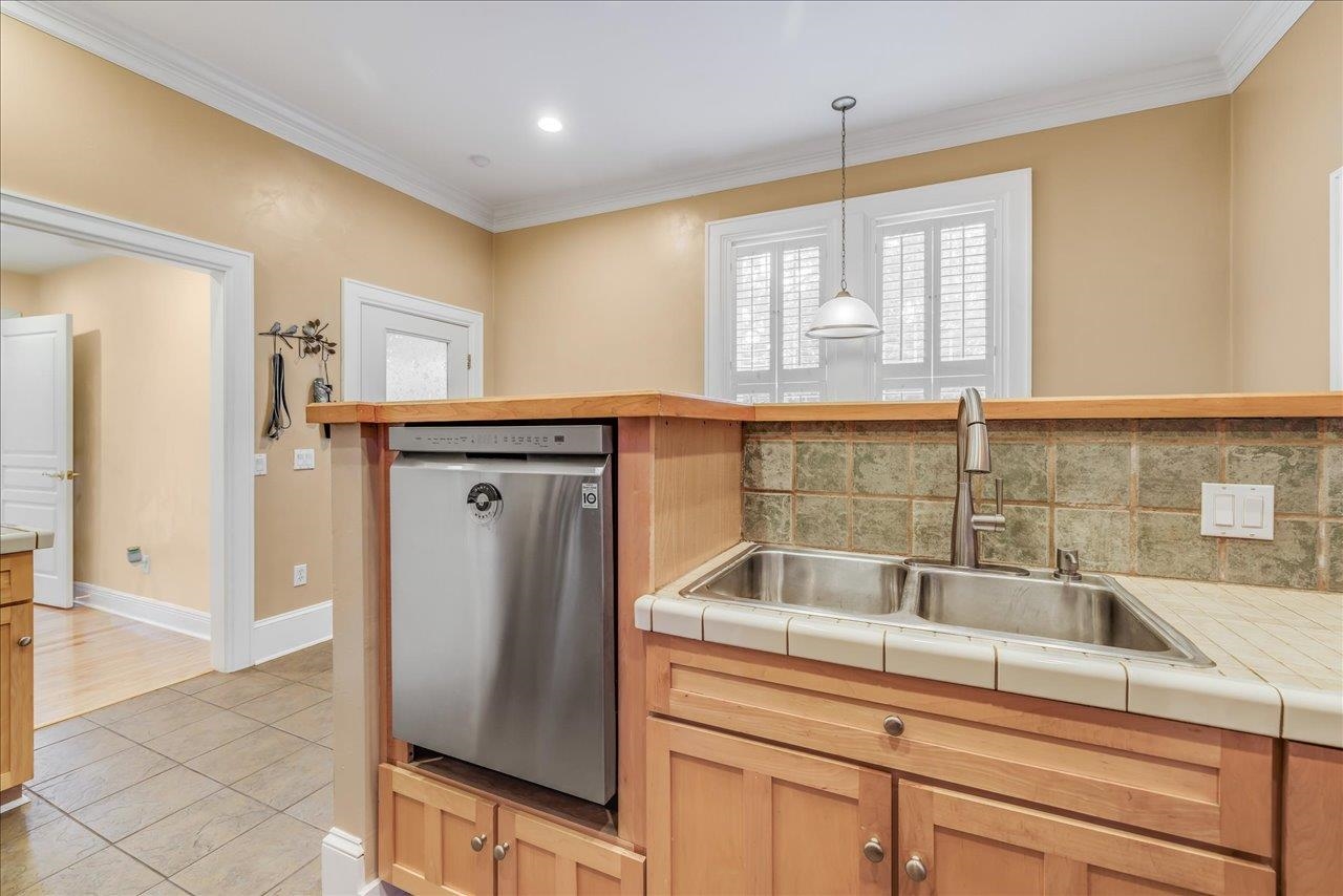 325 N 14th Street