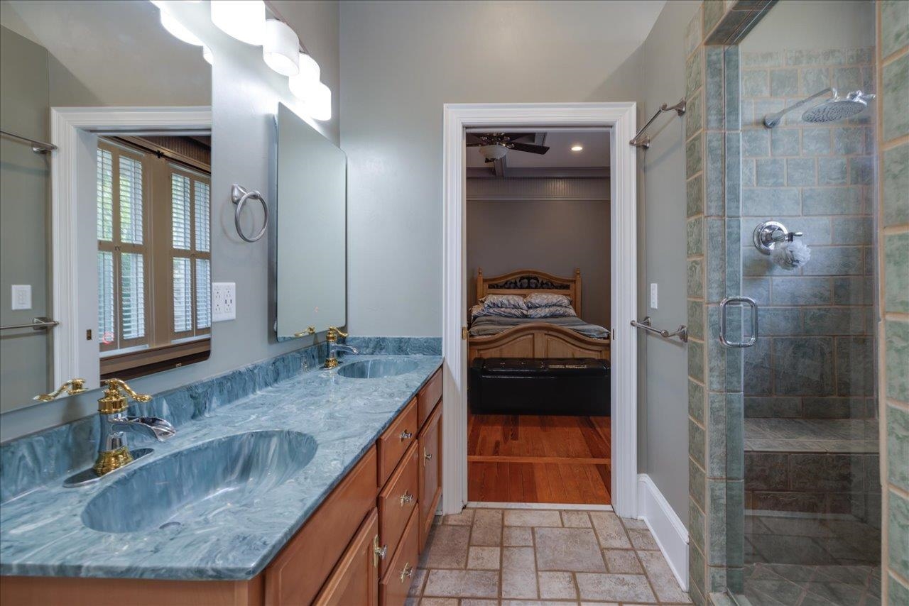 325 N 14th Street