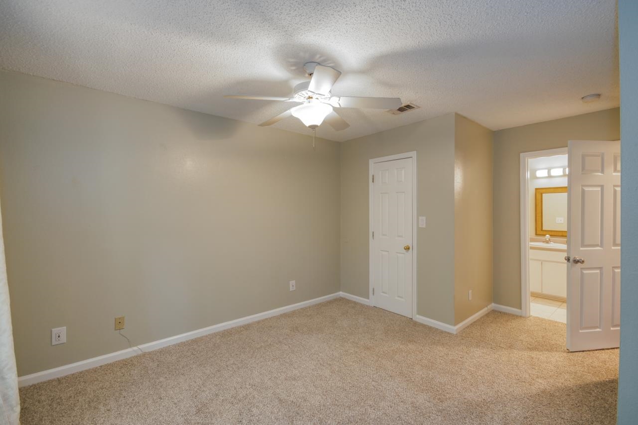 1100 Green Tree Court Unit: F