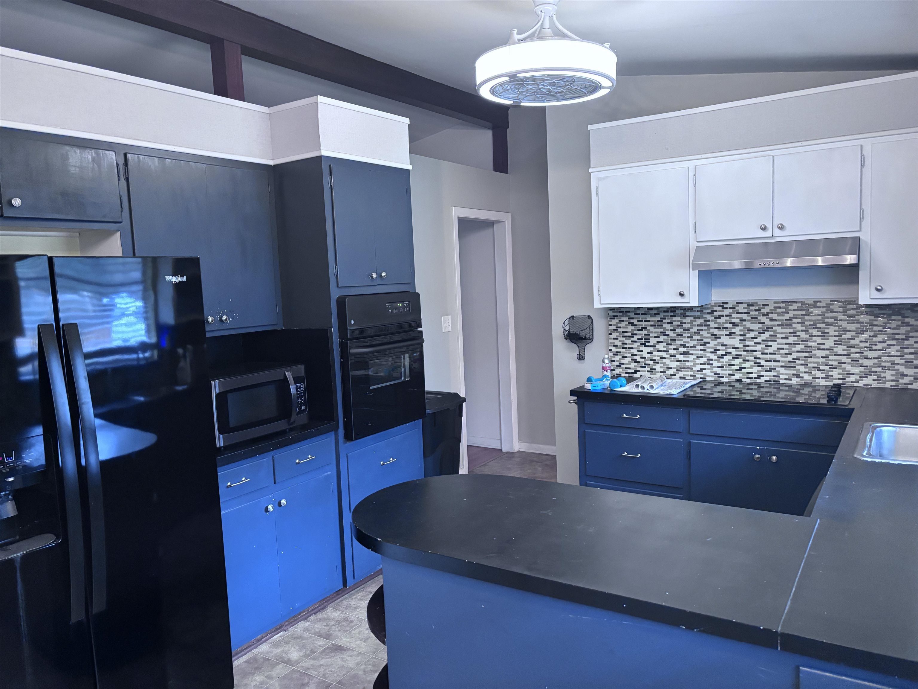 3215 Del Rio Terrace