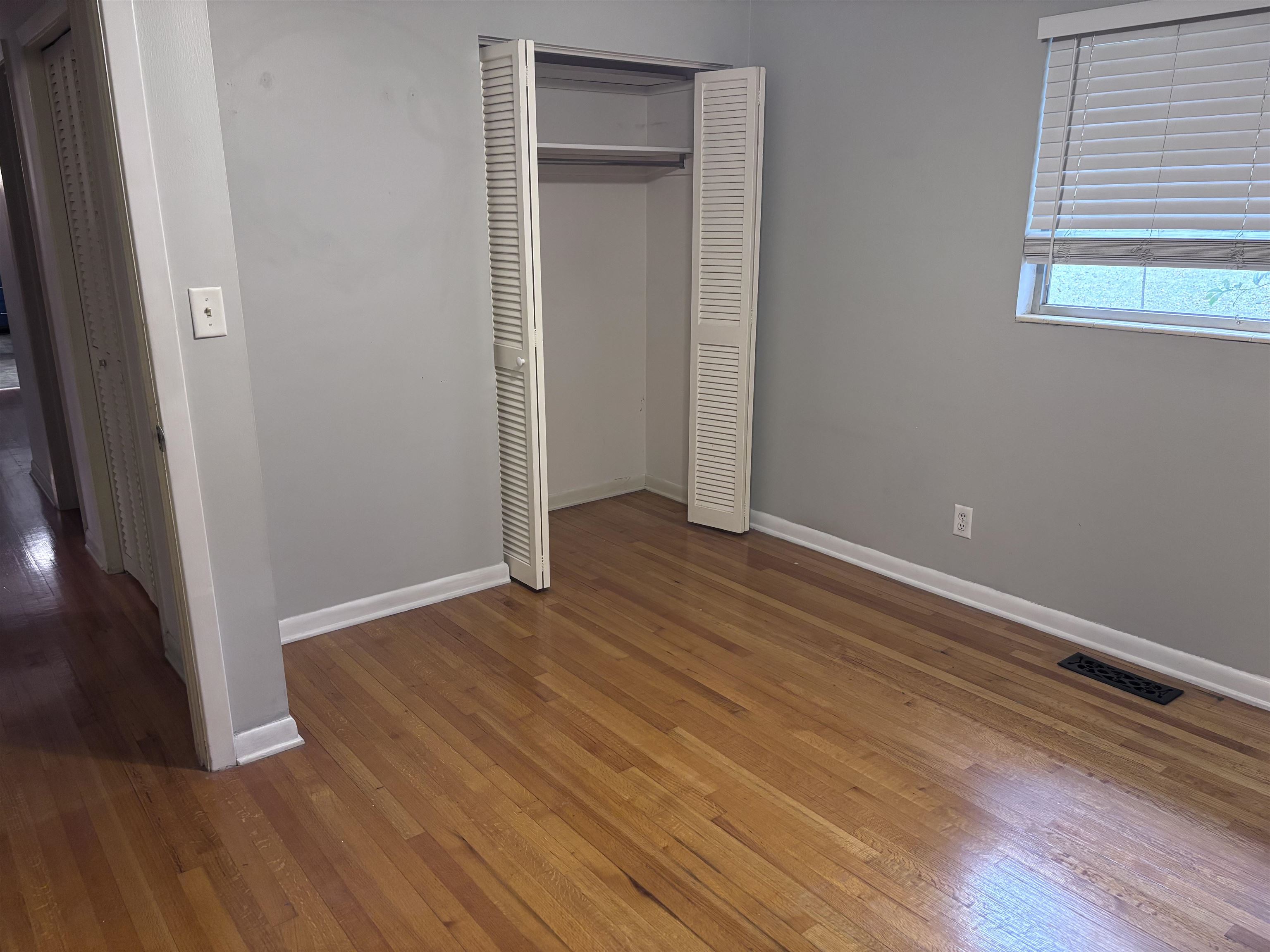 3215 Del Rio Terrace