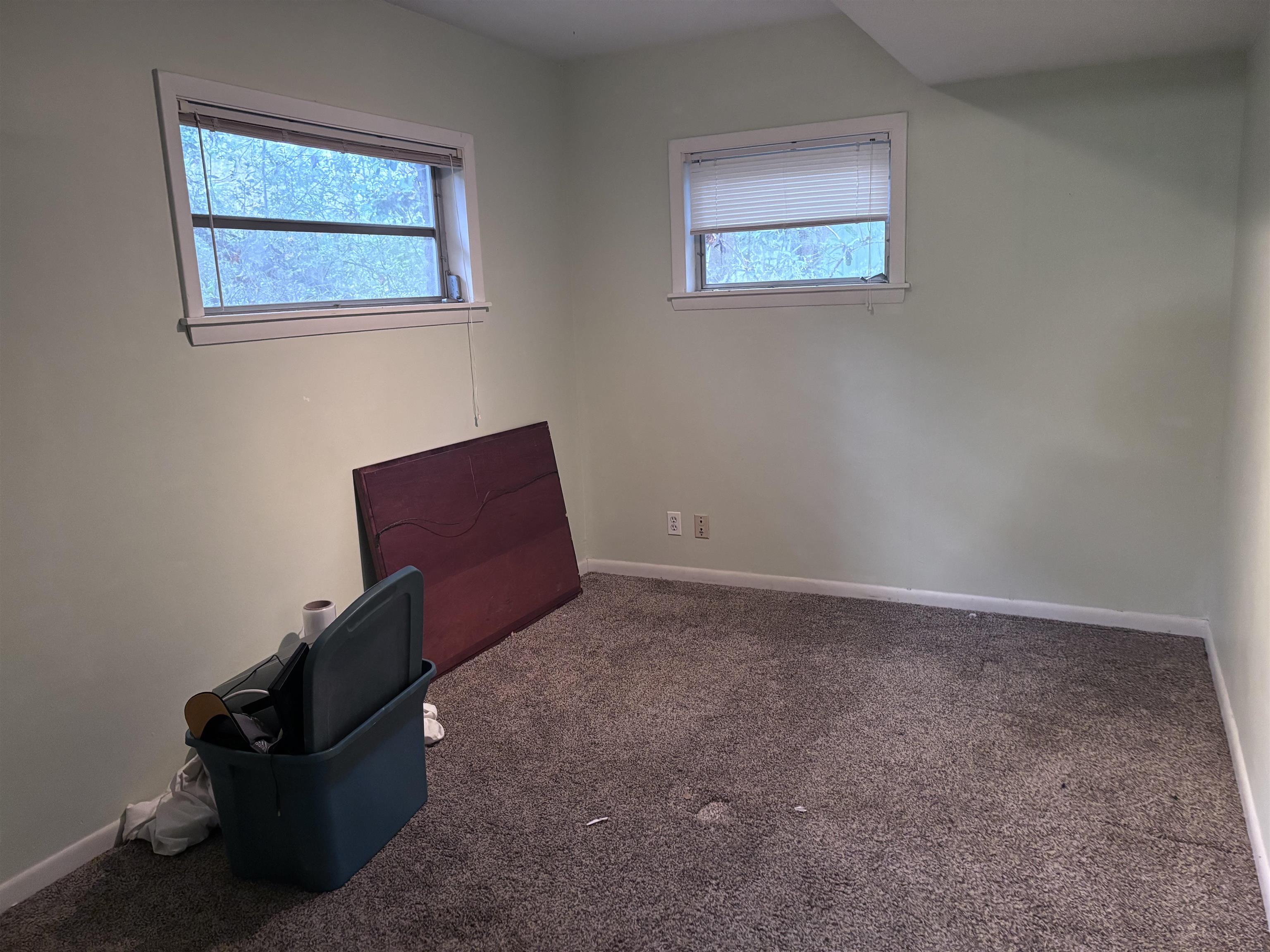 3215 Del Rio Terrace