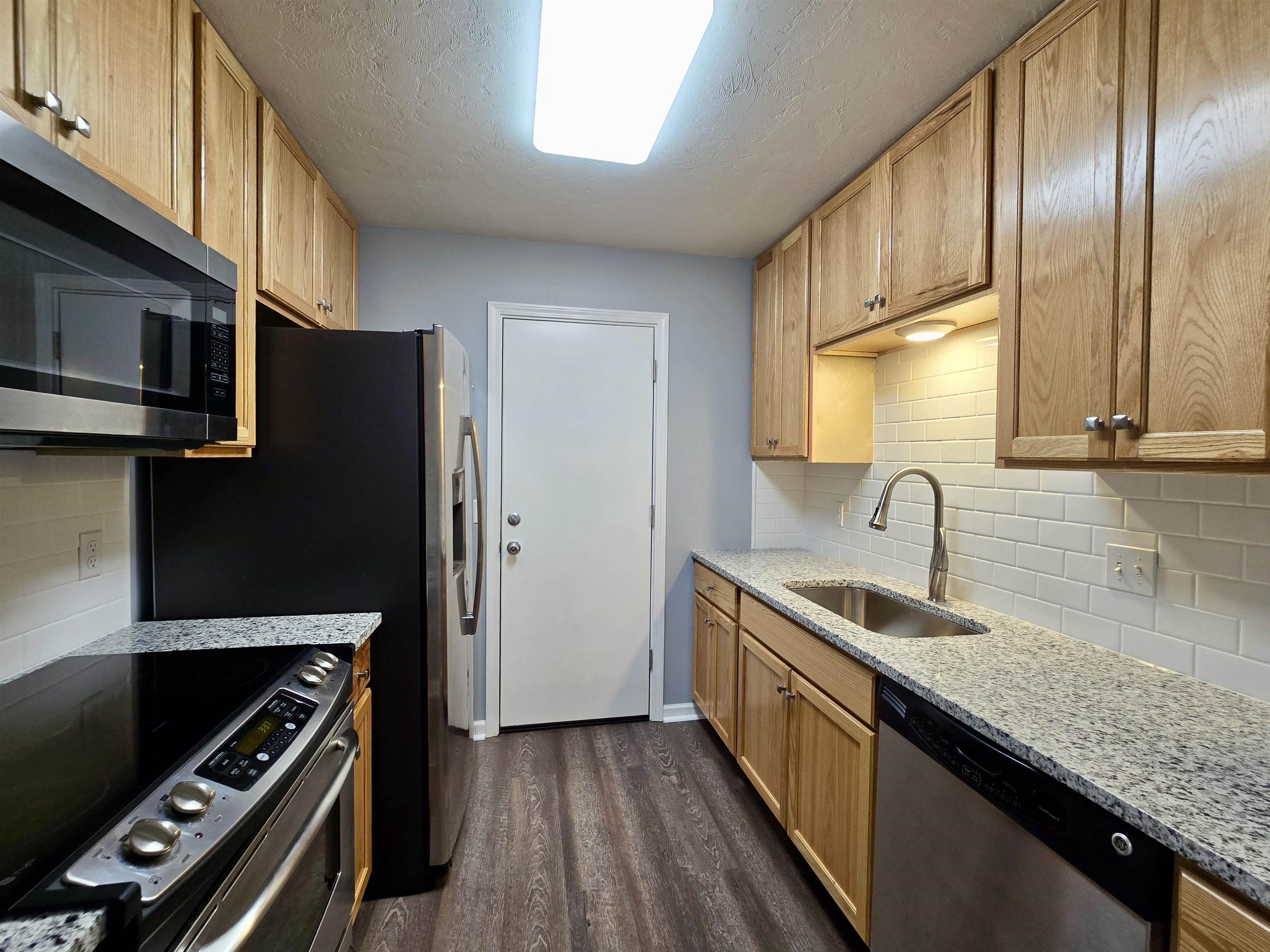 2502 Prest Court