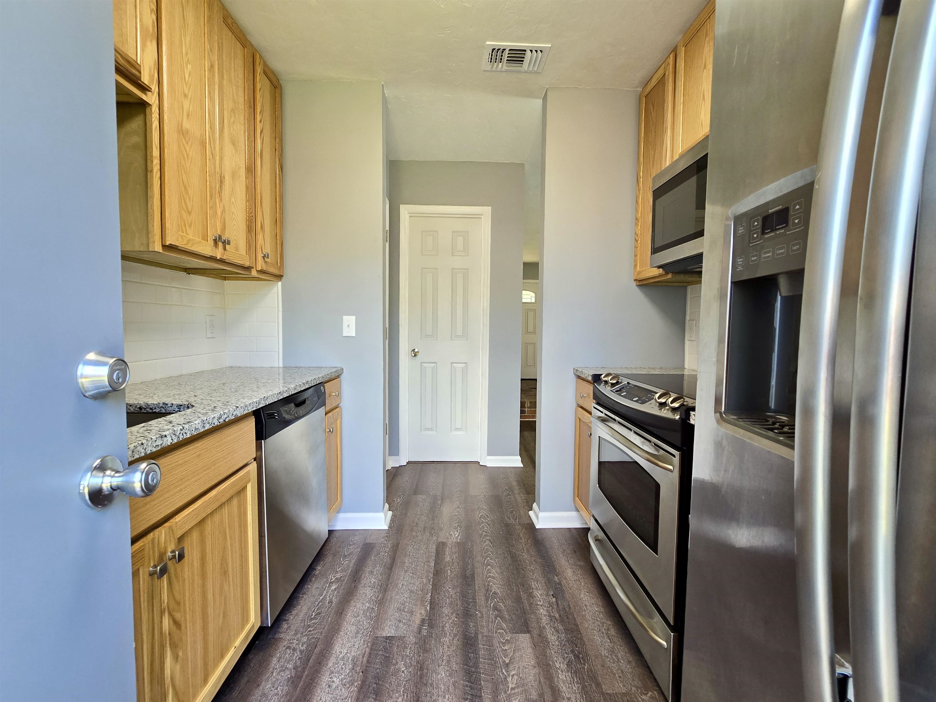 2502 Prest Court