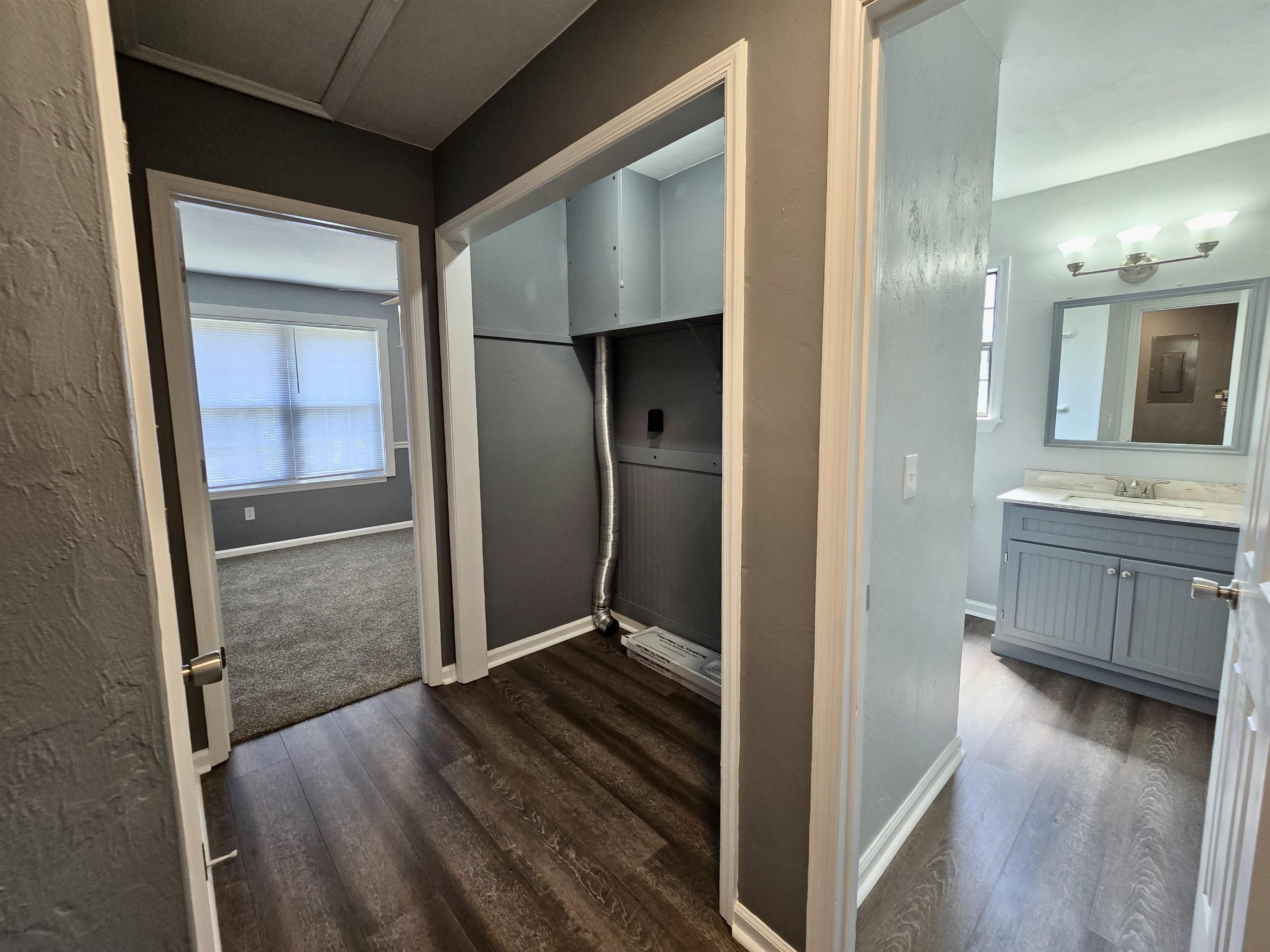2502 Prest Court
