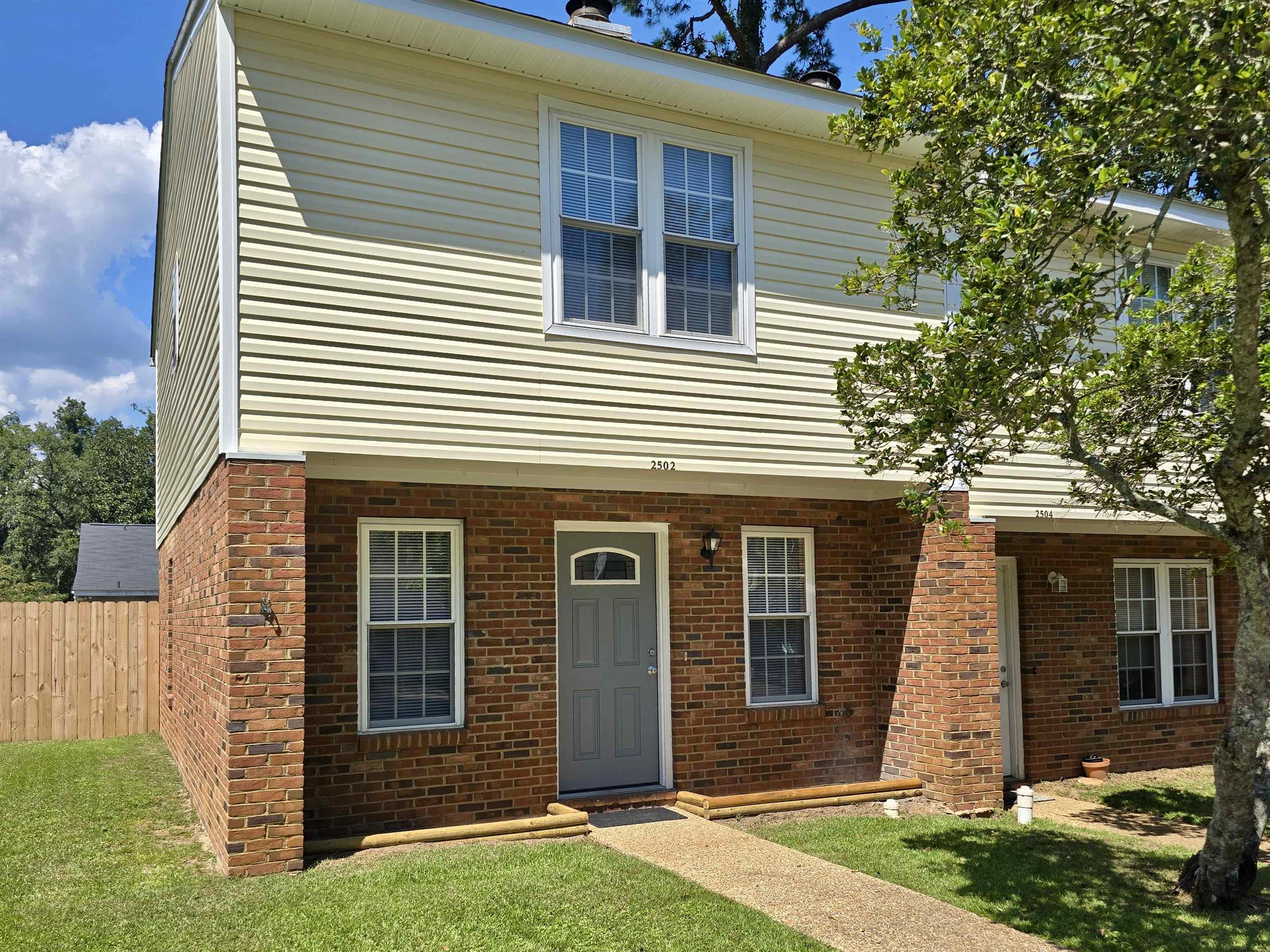 2502 Prest Court