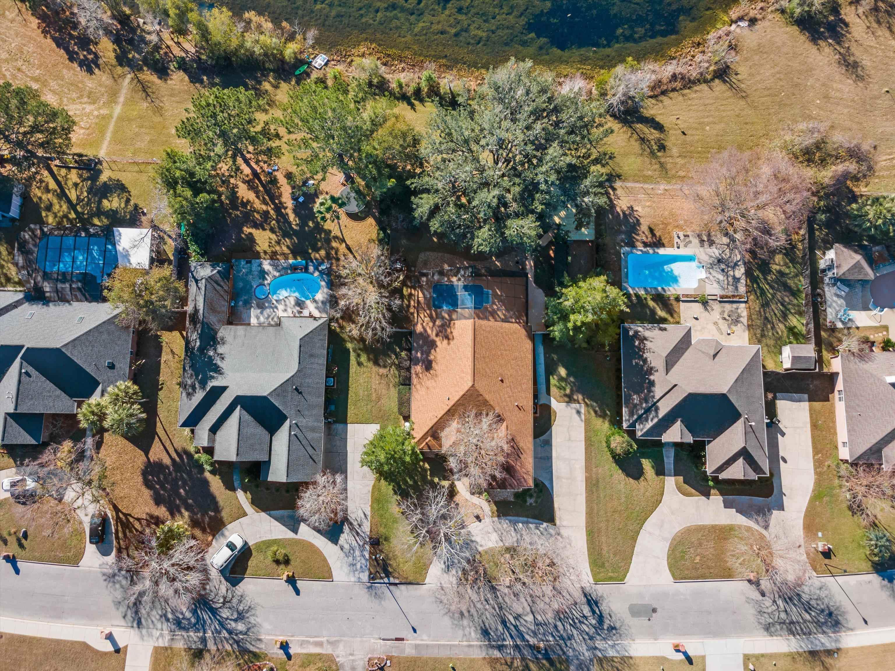 1999 Hickory Tree Lane