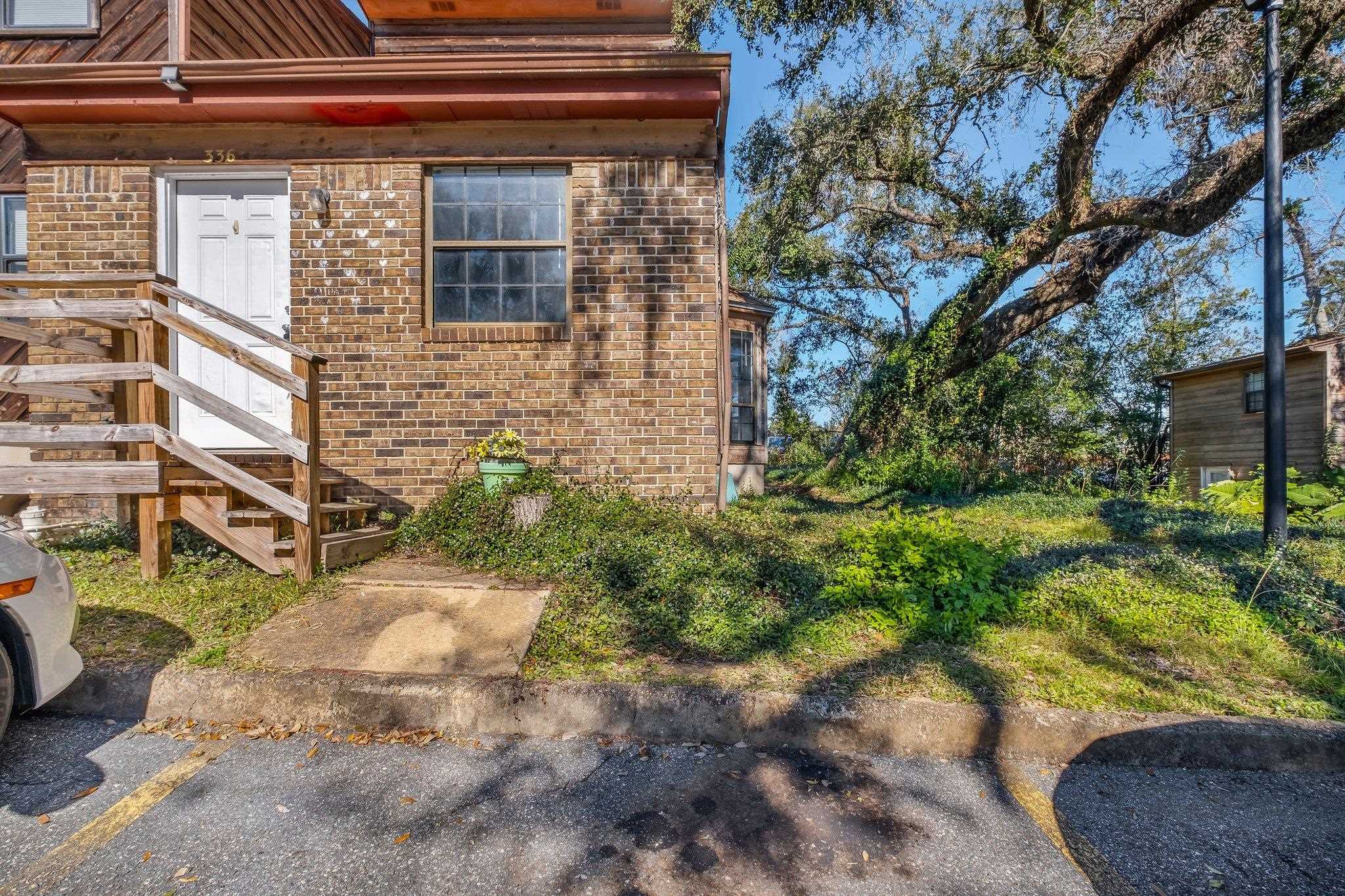 336 Hayden Road Unit: 12