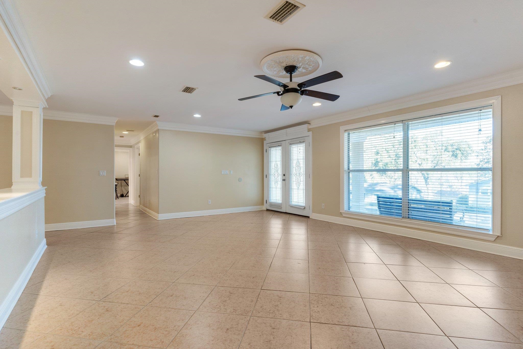 1523 Oldfield Drive
