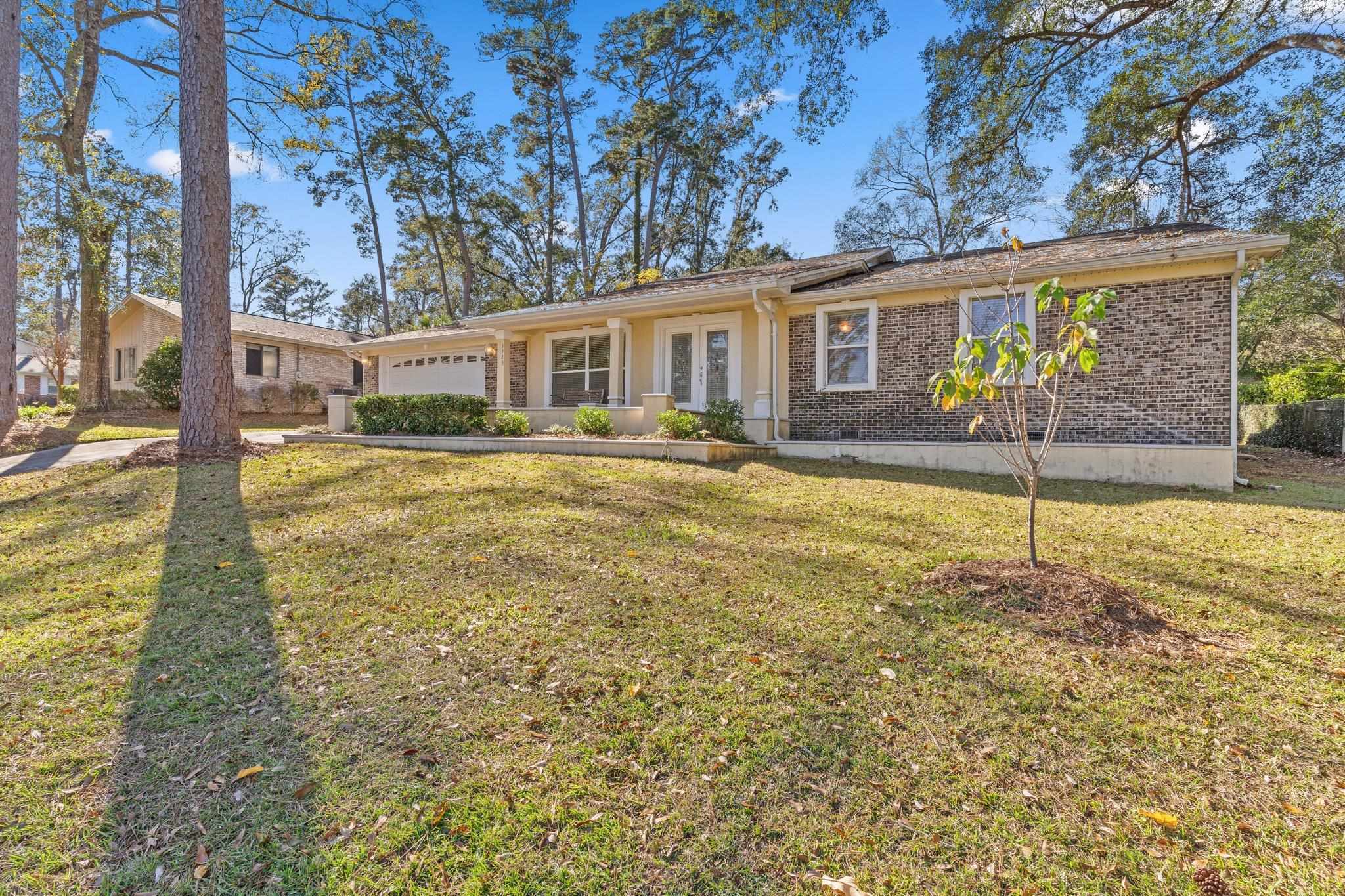 1523 Oldfield Drive