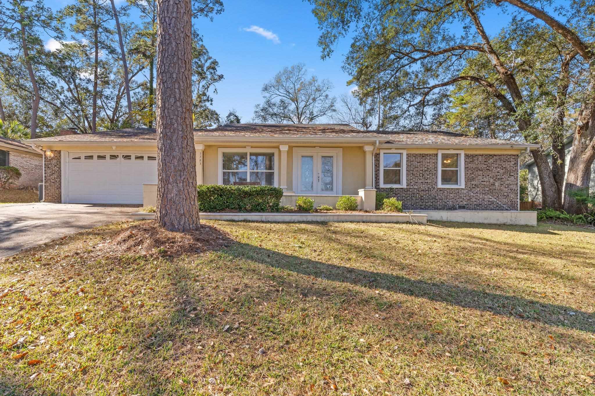 1523 Oldfield Drive