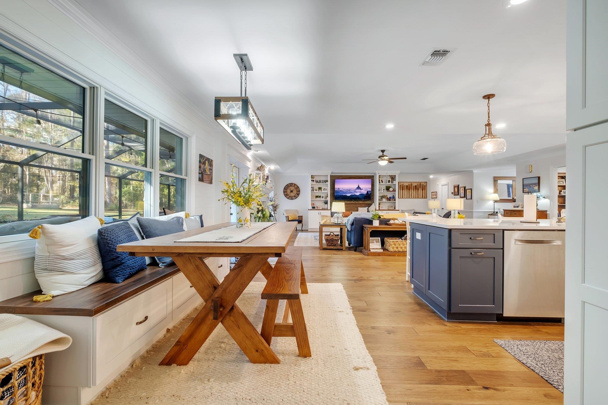 8047 Evening Star Lane