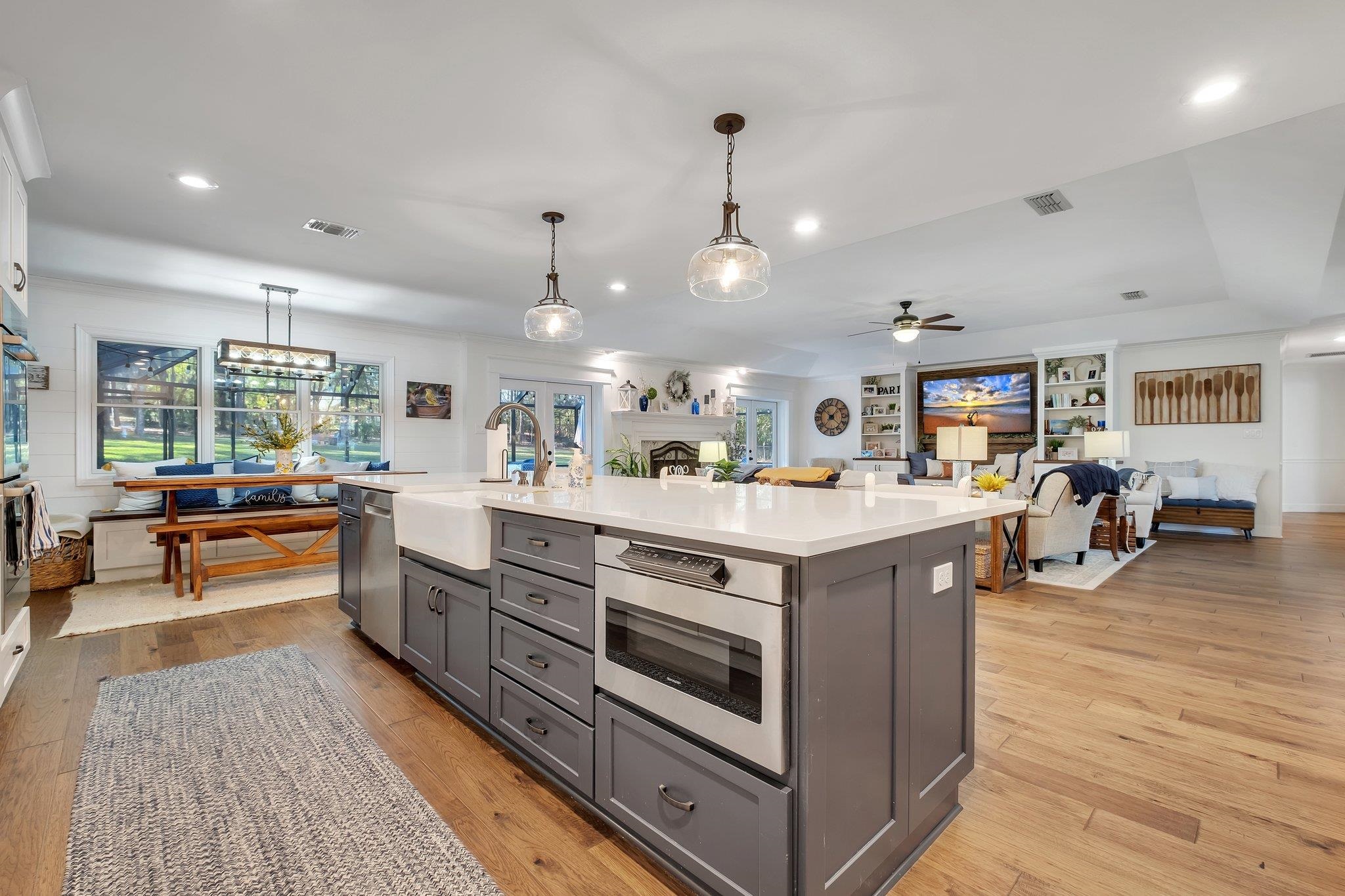 8047 Evening Star Lane