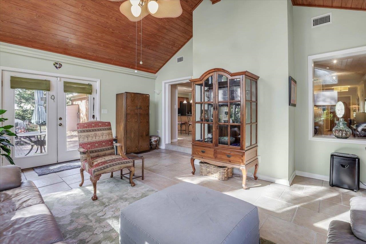 3300 Foley Drive