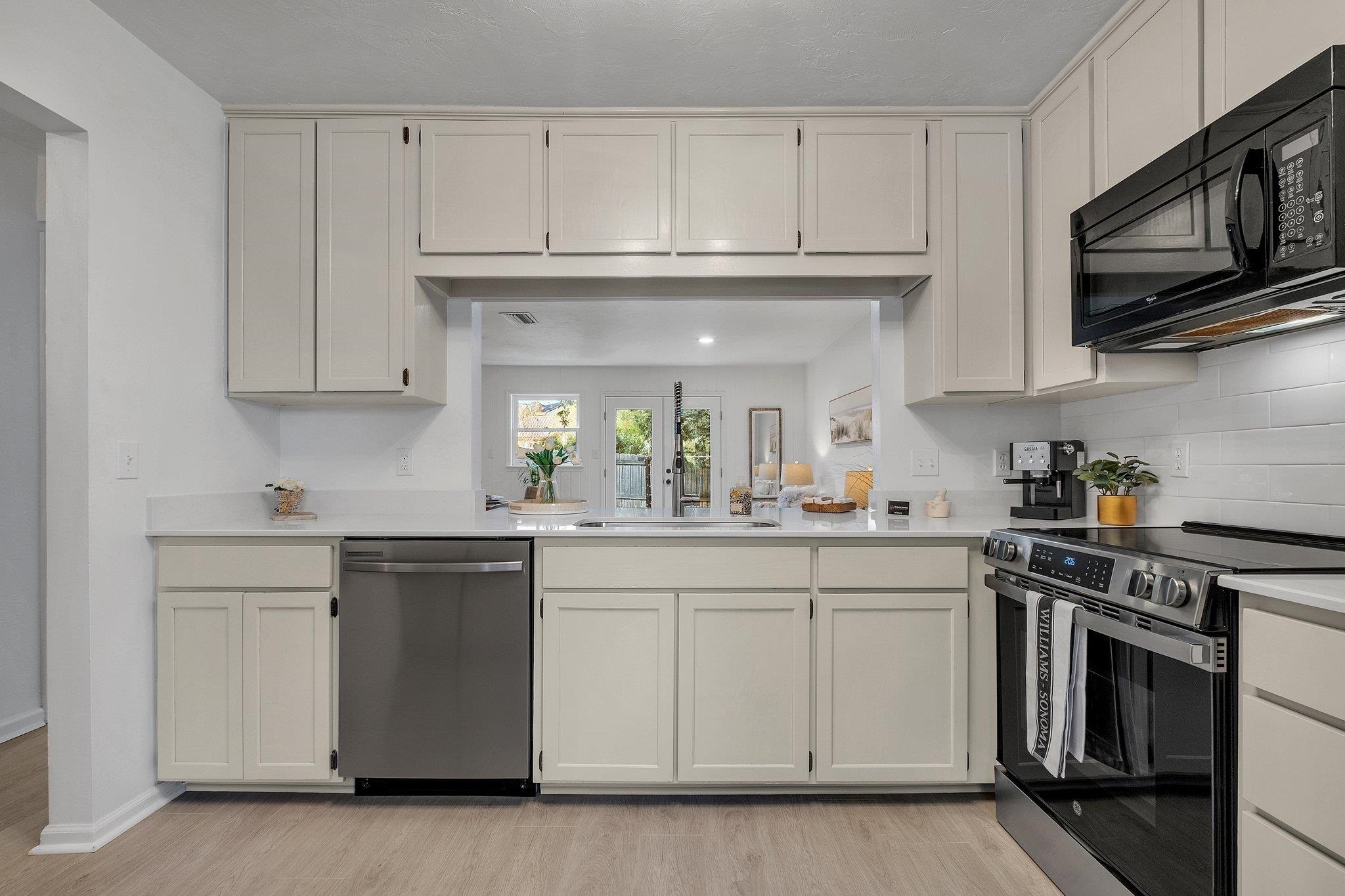 1842 Fernando Lane Unit: A-3