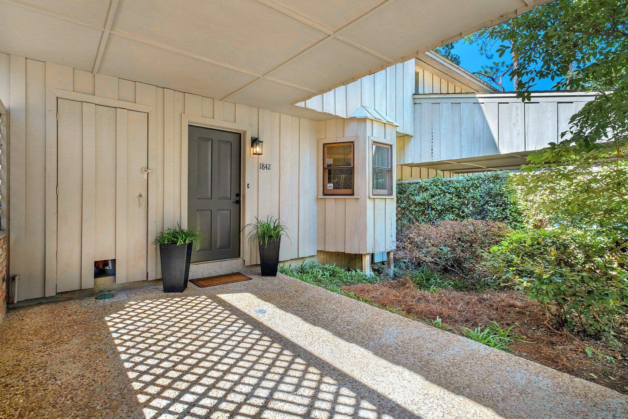 1842 Fernando Lane Unit: A-3