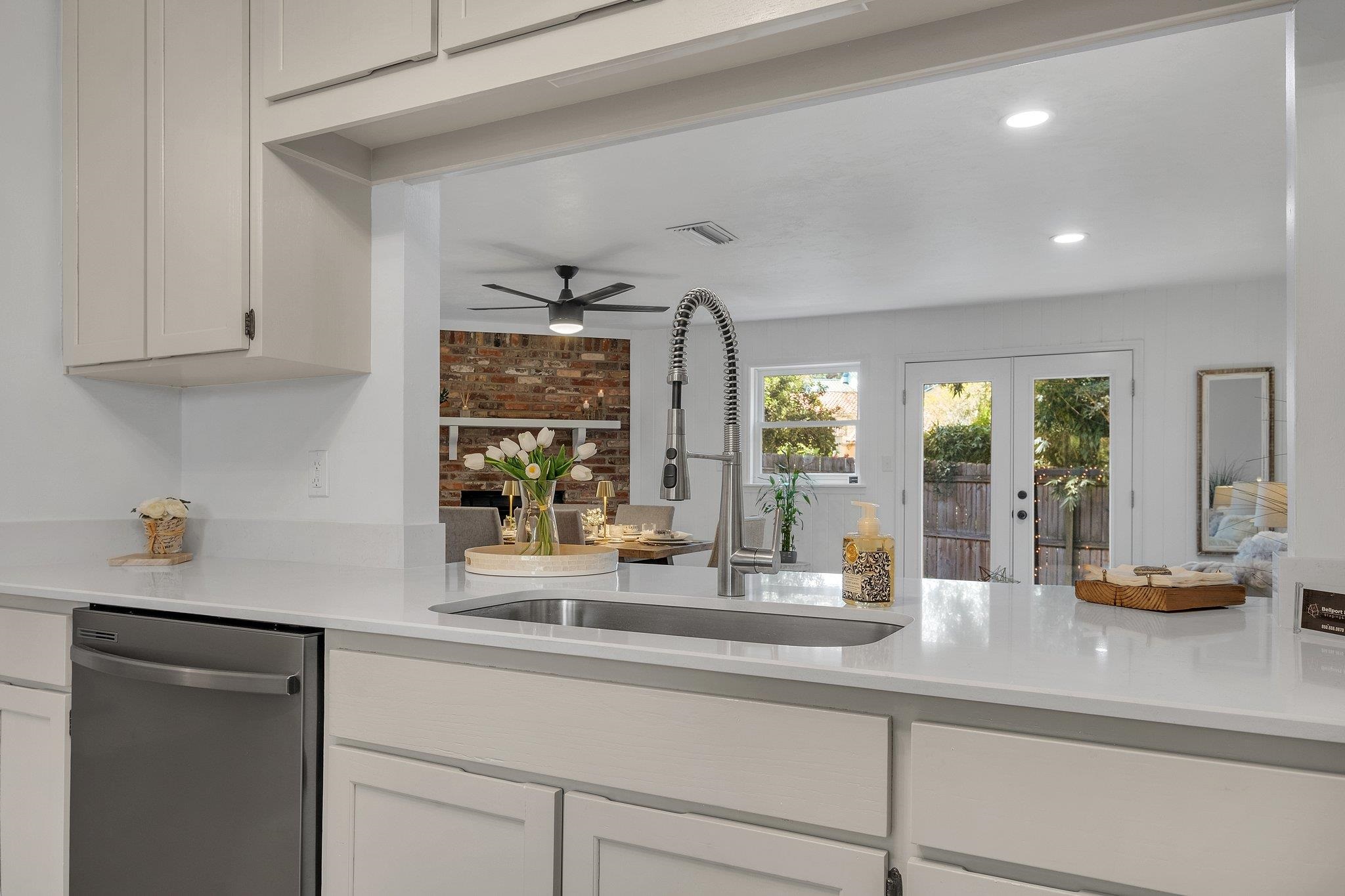 1842 Fernando Lane Unit: A-3