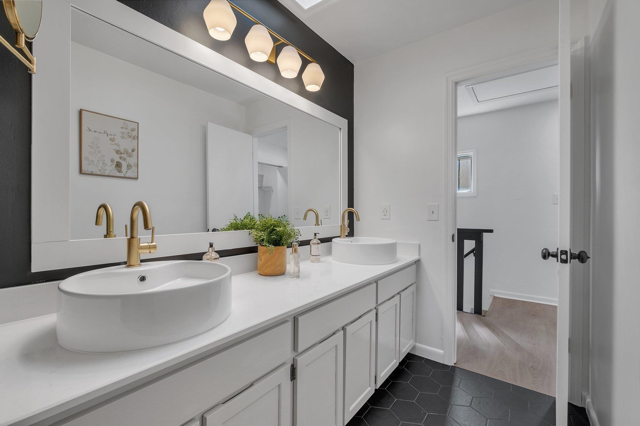 1842 Fernando Lane Unit: A-3