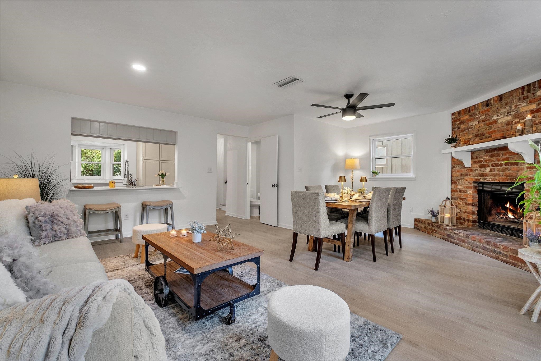 1842 Fernando Lane Unit: A-3