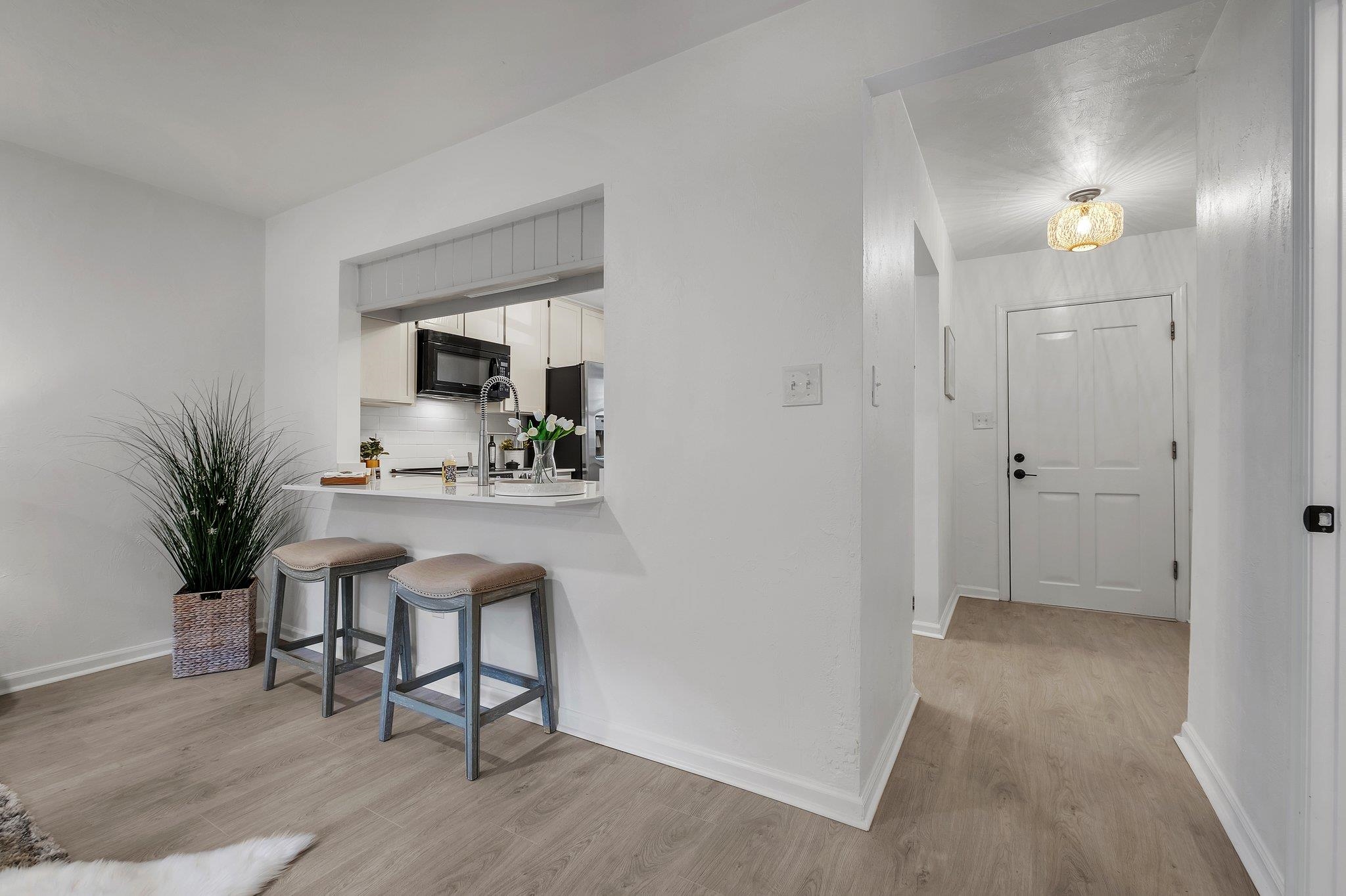1842 Fernando Lane Unit: A-3