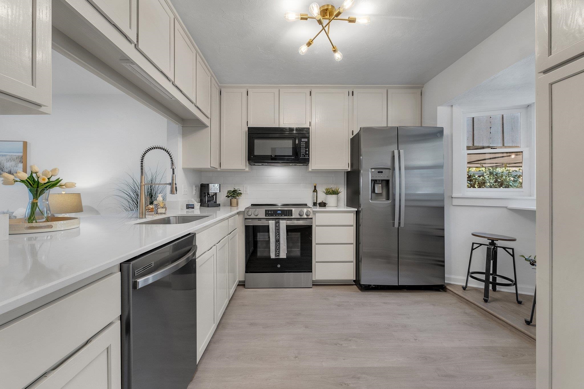 1842 Fernando Lane Unit: A-3