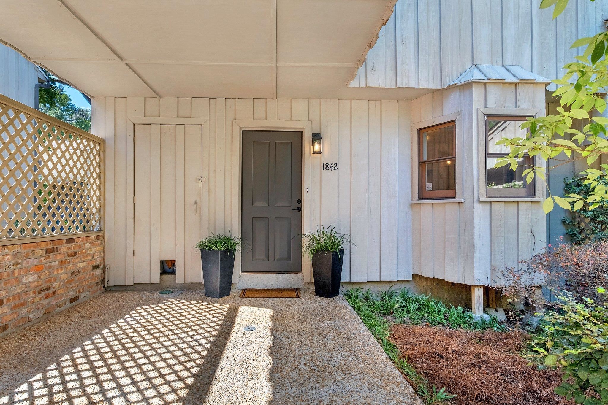 1842 Fernando Lane Unit: A-3