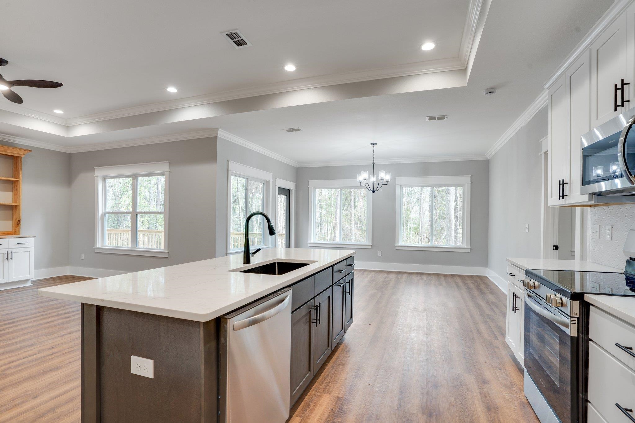 3471 Hawks Hill Trail